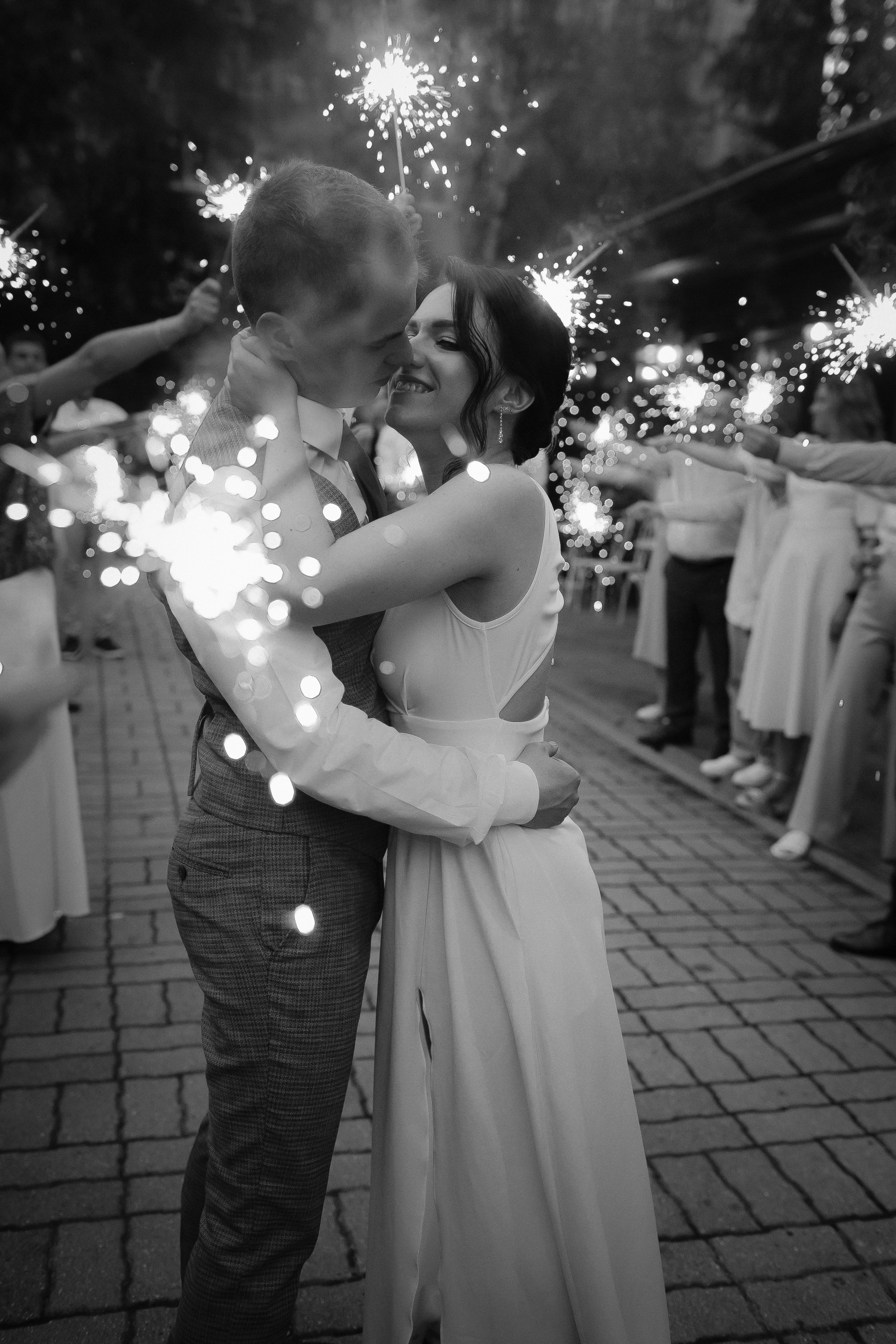 Съемка пары в отеле, на природе, в городе. Свадебный и репортажный фотограф в Ярославле и Санкт-Петербурге Роман Микрюков