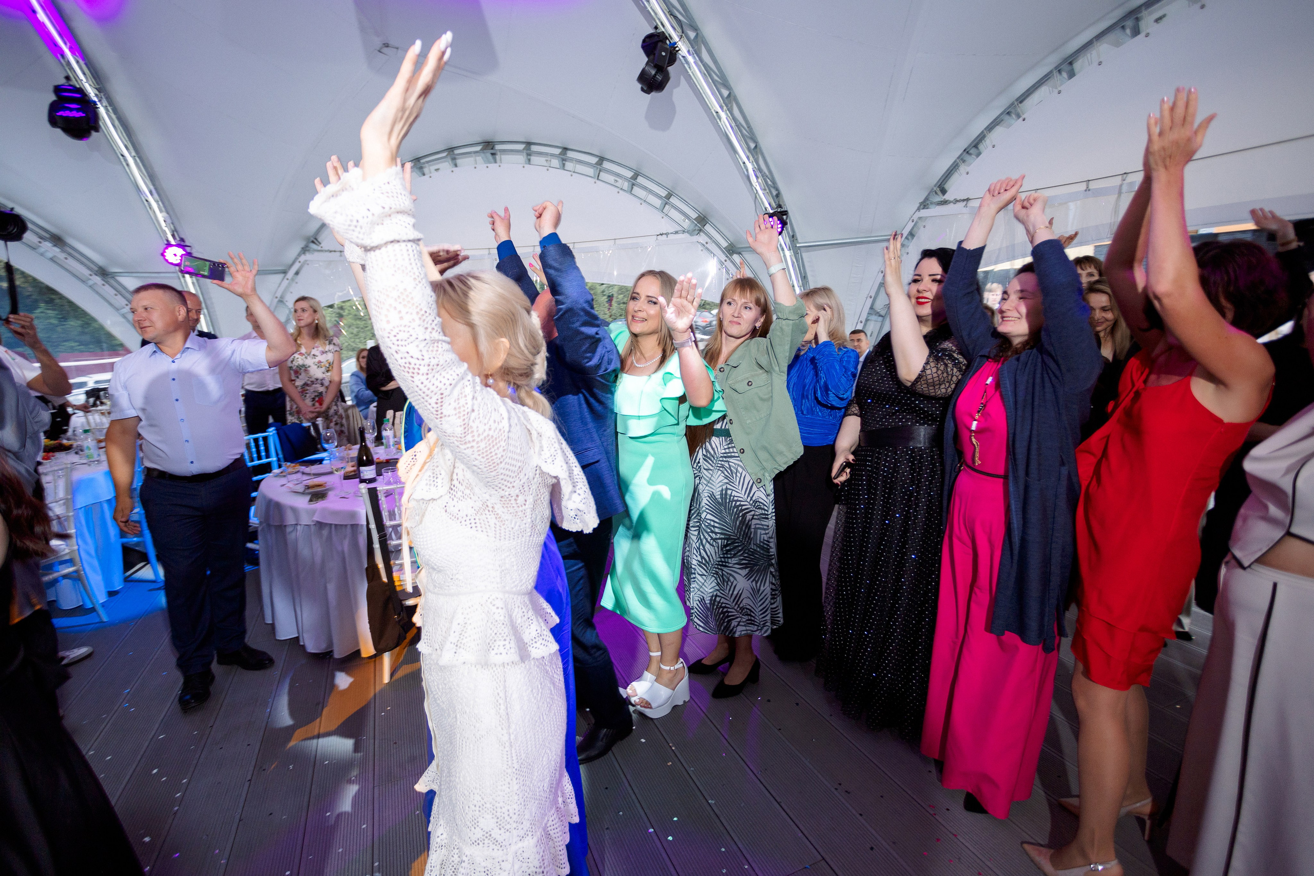 ВЫПУСКНОЙ: Волки-Липки. Все фото. Профессиональный фотограф в Ижевске Леша Петров