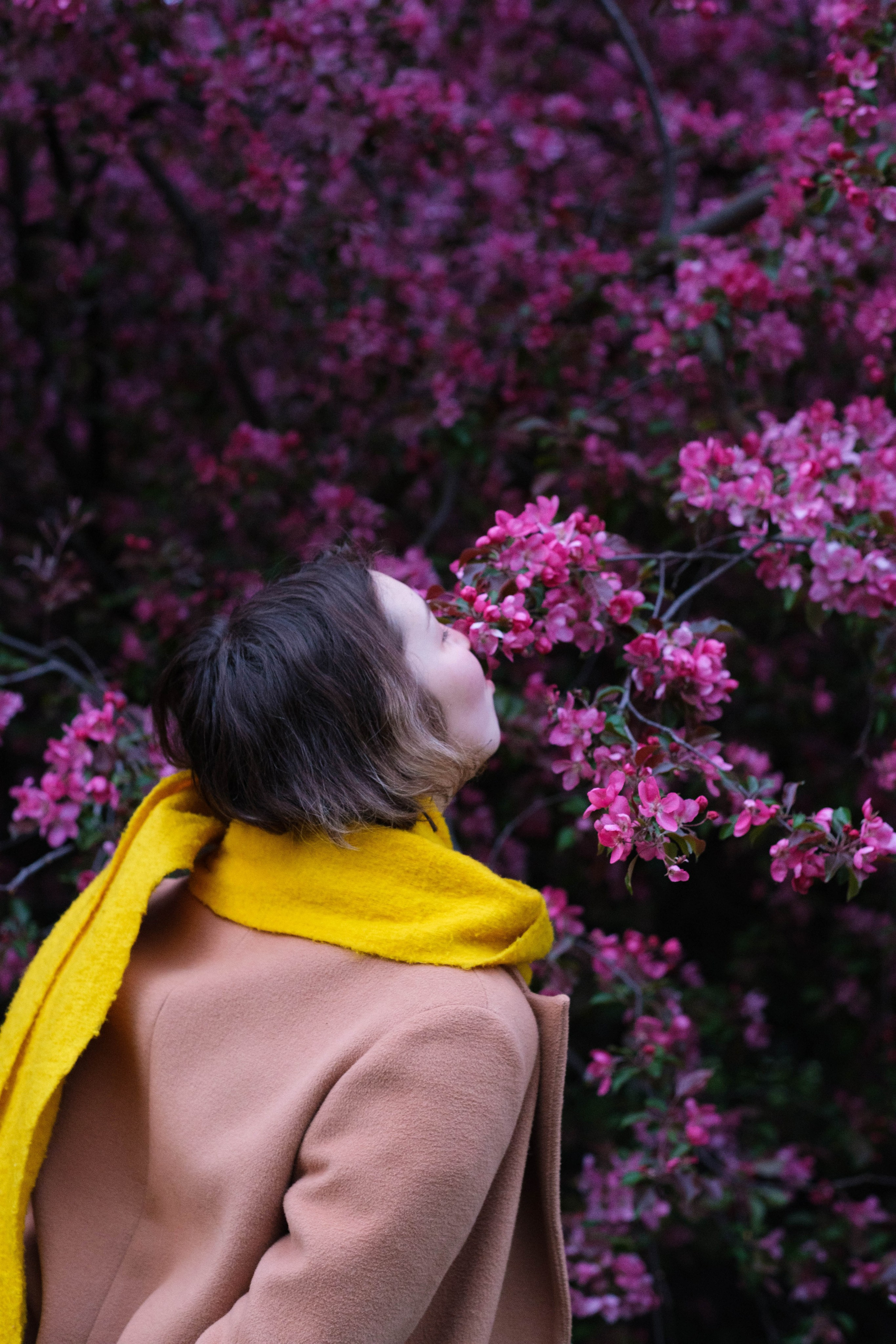 Александра в цветах. Фотограф Диана Иремадзе