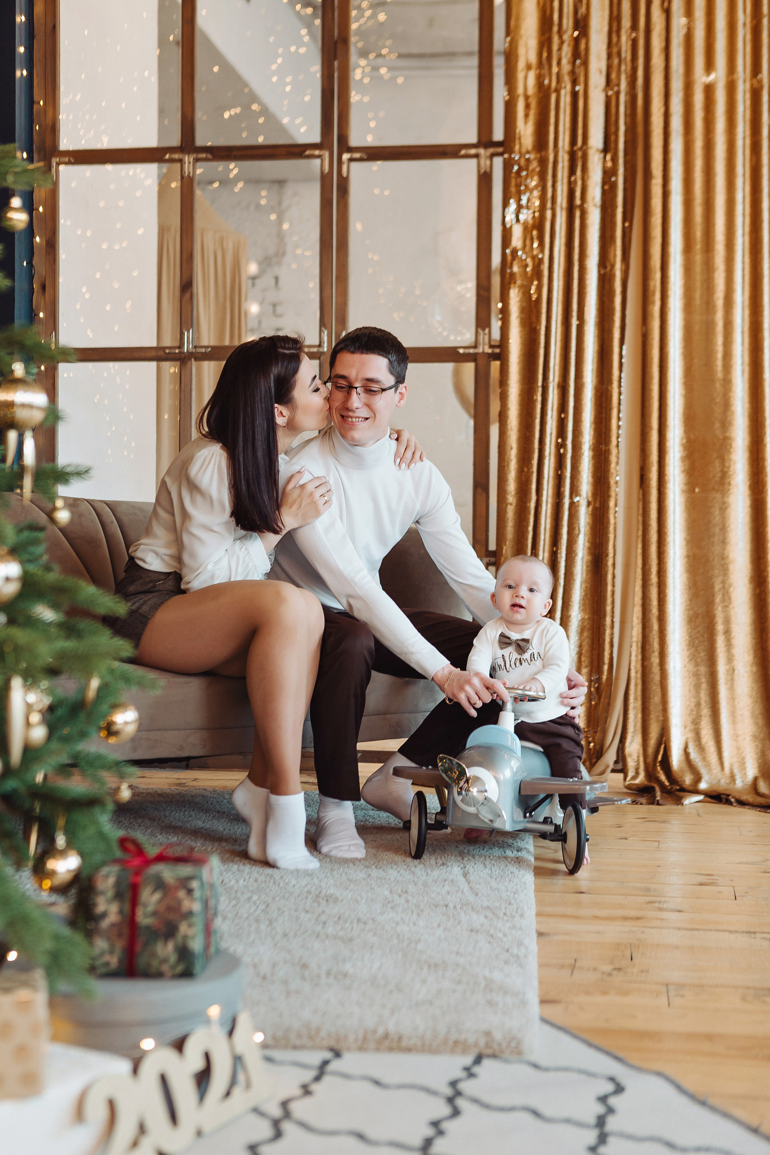 Новогодняя фотосессия в студии екатеринбург. Фотограф Виктория Темирова Екатеринбург