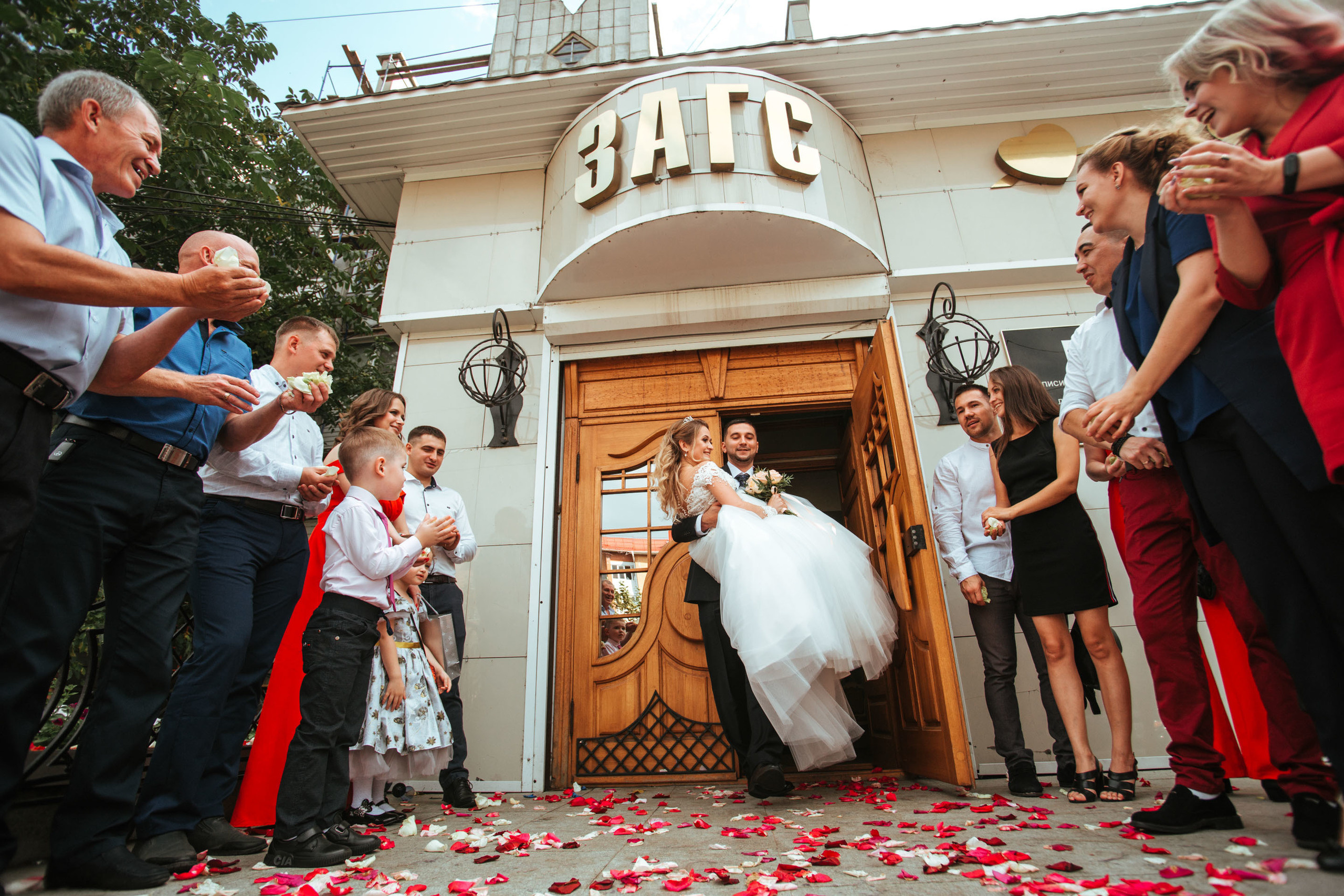 Alexander & Julia — Wedding. Wedding & portrait photographer Sergey Lazarenko