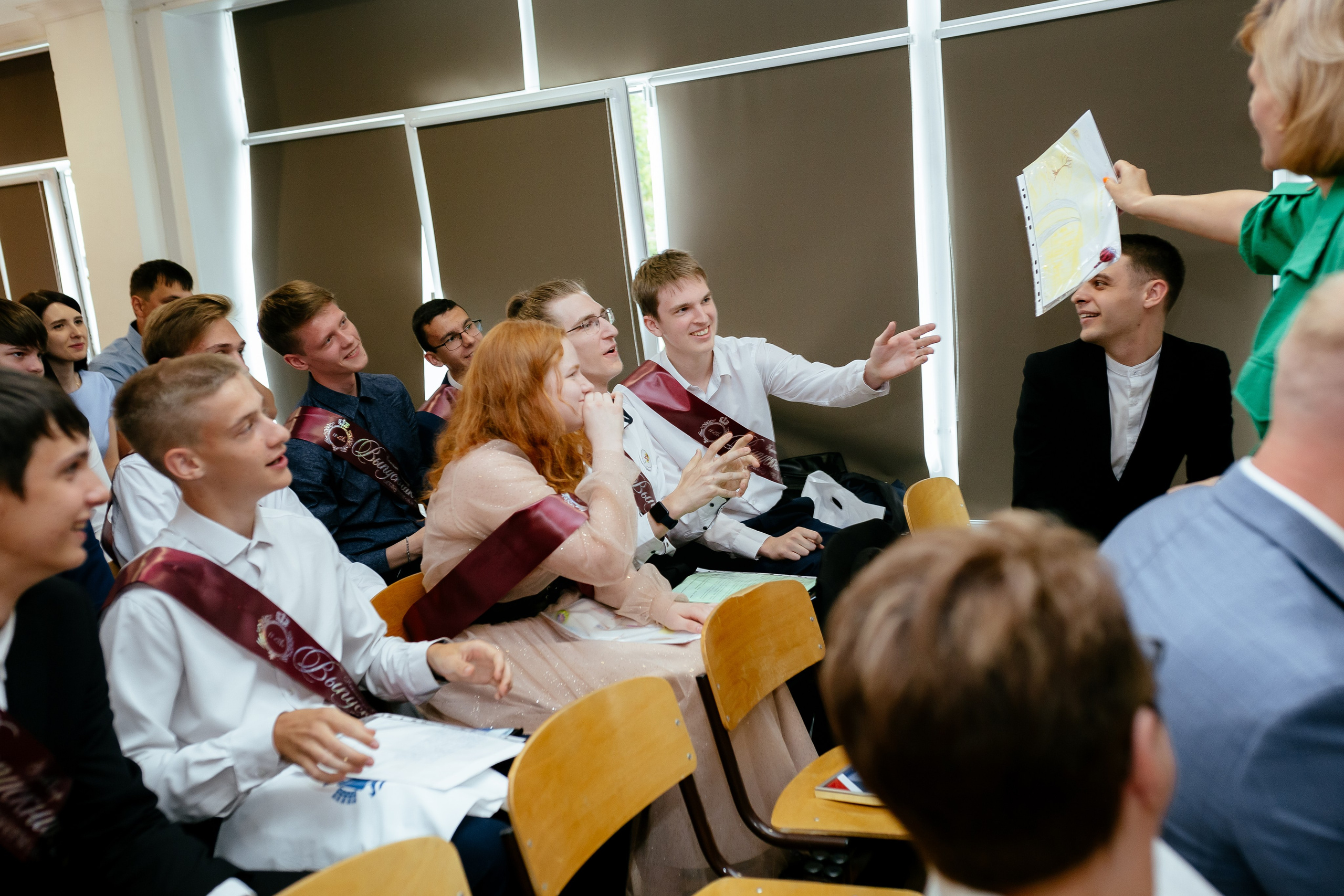 Вручение аттестатов. Семейный фотограф в Новосибирске Екатерина Сафронова