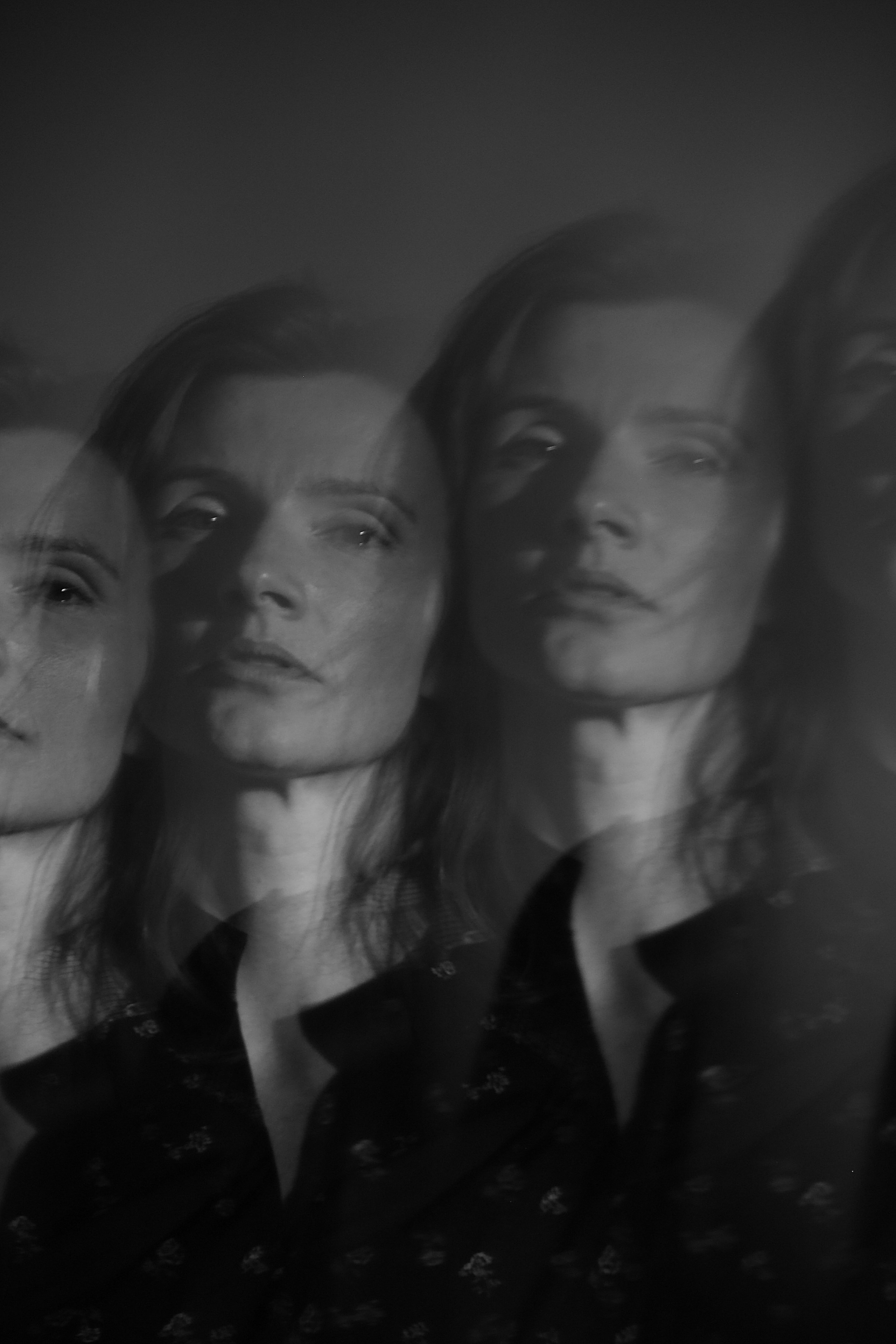 Клаудиа Бочар, актриса. Екатерина Гринева — портретный фотограф