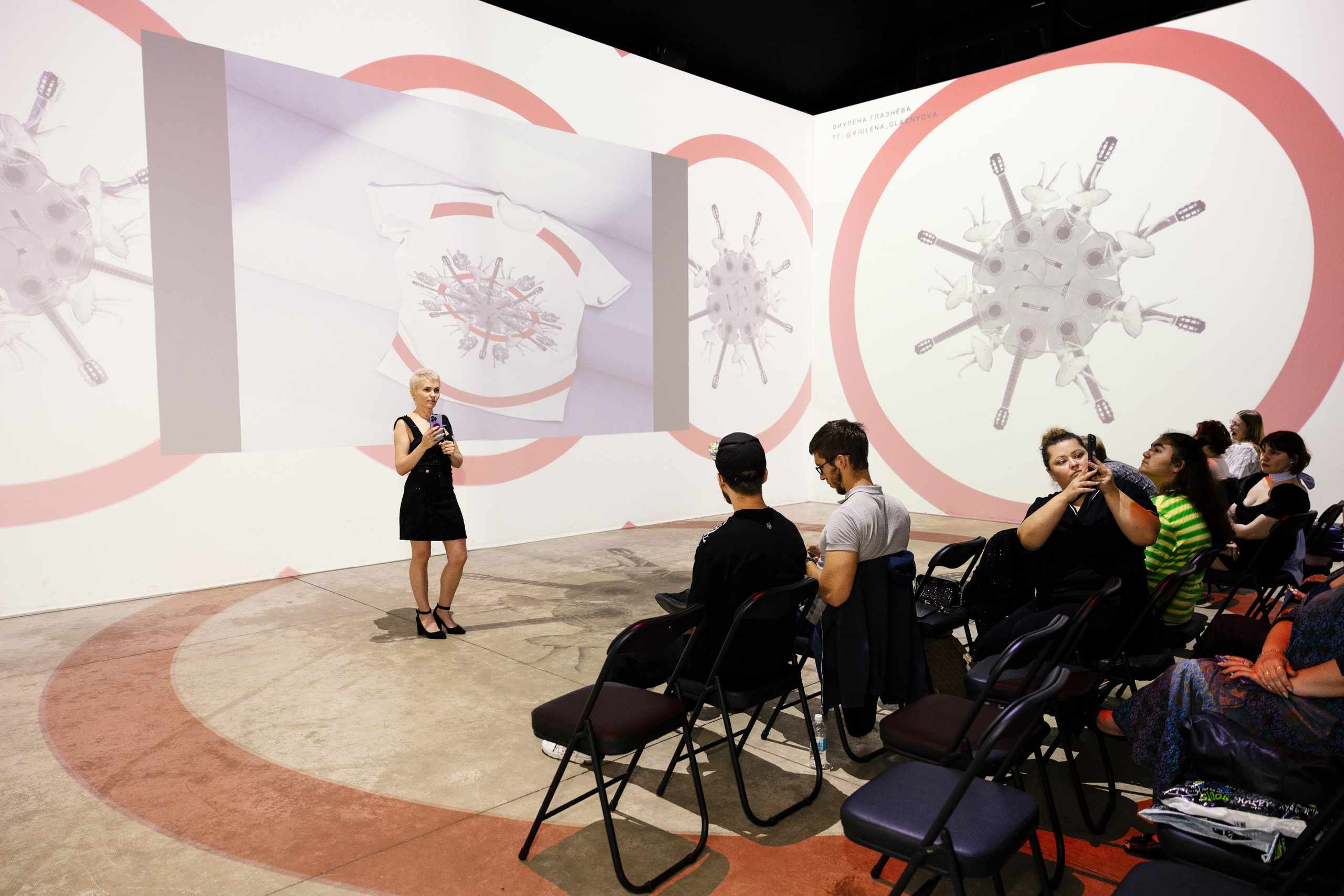SREDA PORTFOLIO REVIEWS 2025. Portrait and event photographer in Moscow