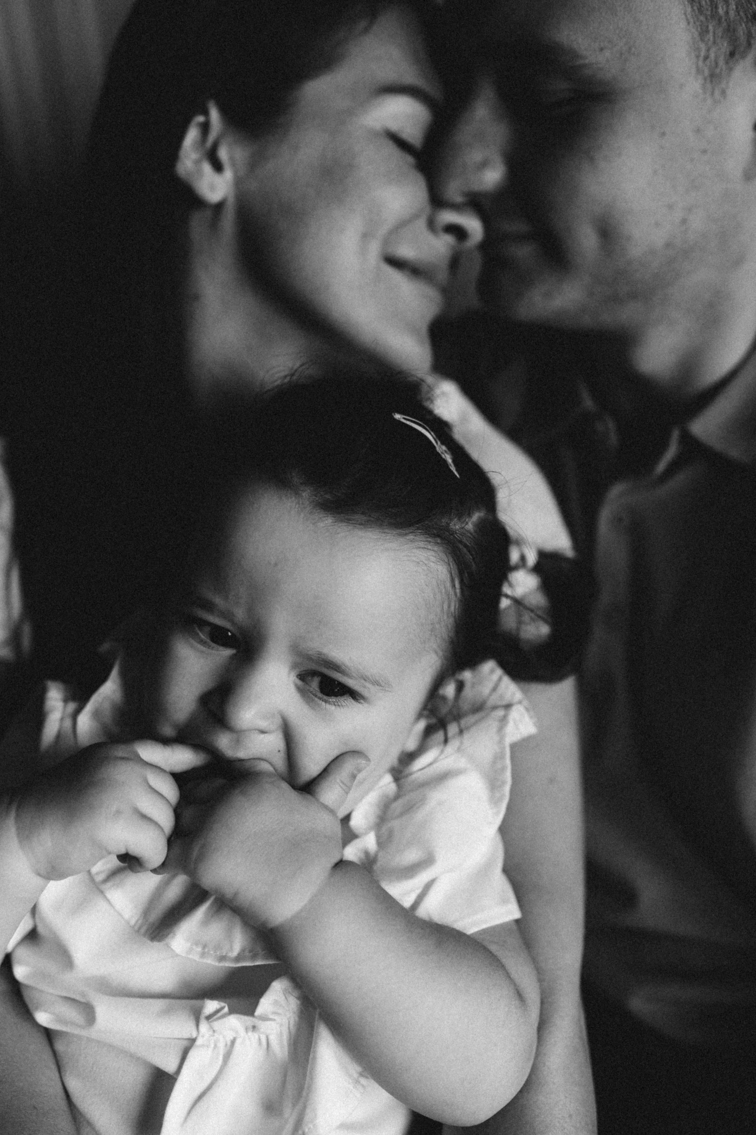 Саша, Таня, Мира и бабушка дома. Семейный и свадебный lifestyle-фотограф в Москве Мария Петрова