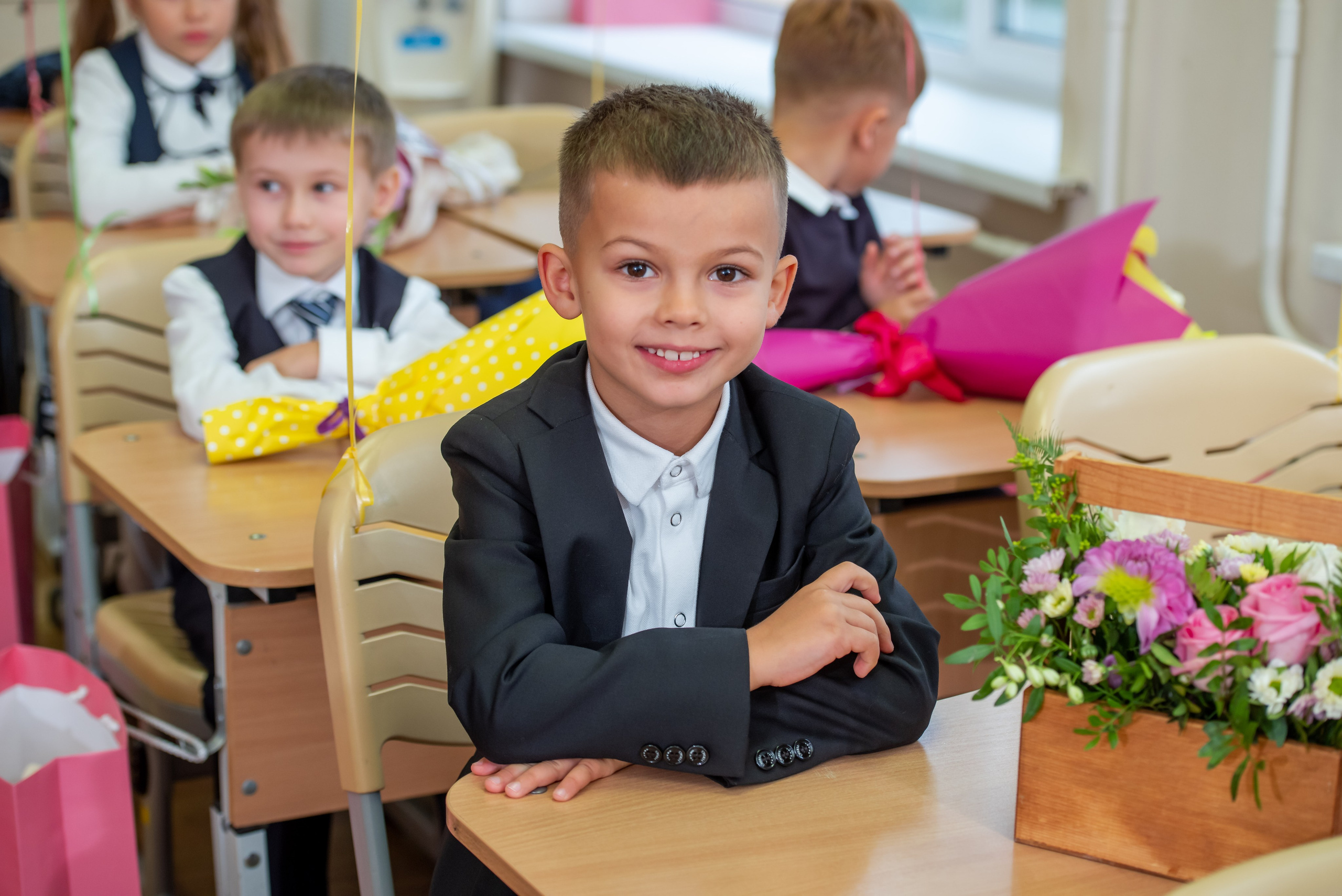 1 сентября «Новая школа». Выпускные альбомы в Севастополе, Крыму и Екатеринбурге