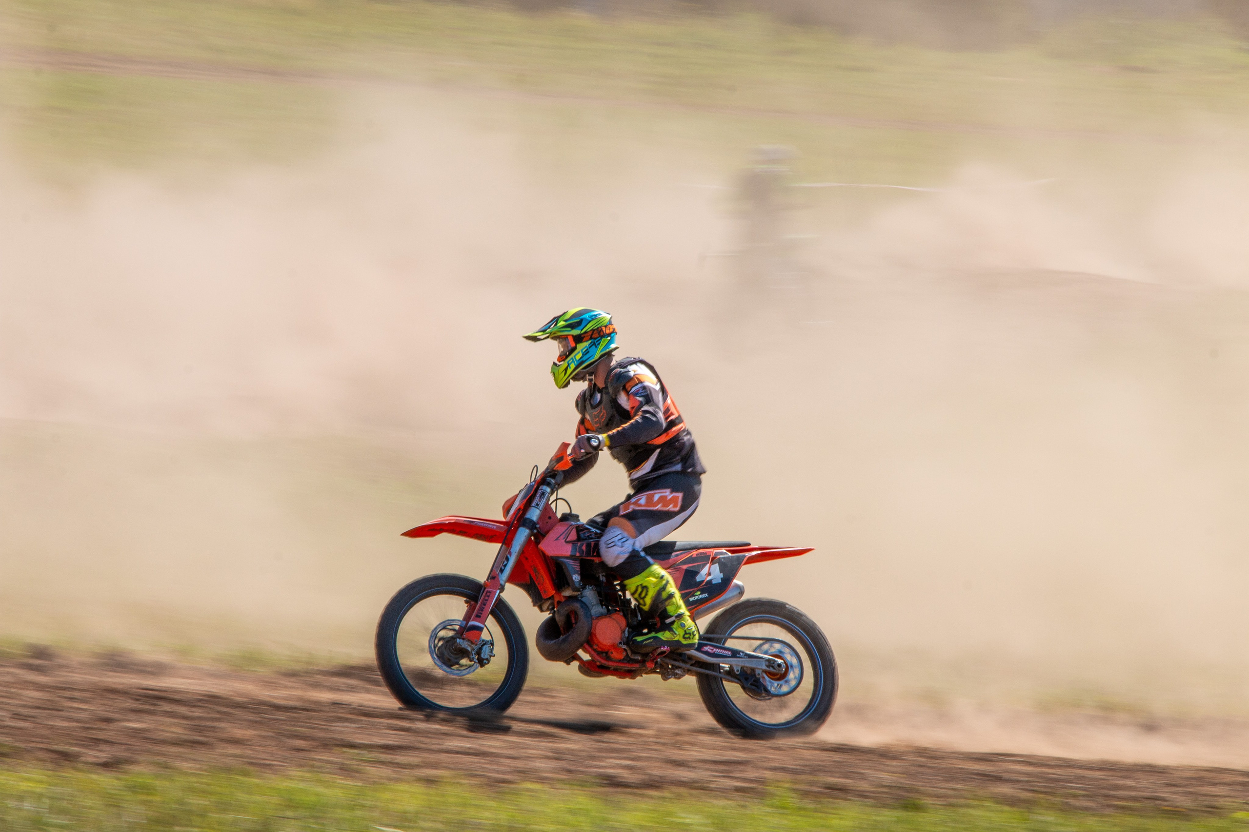 Конь-огонь 2025. Олег Романов. Мастер фото по спорту