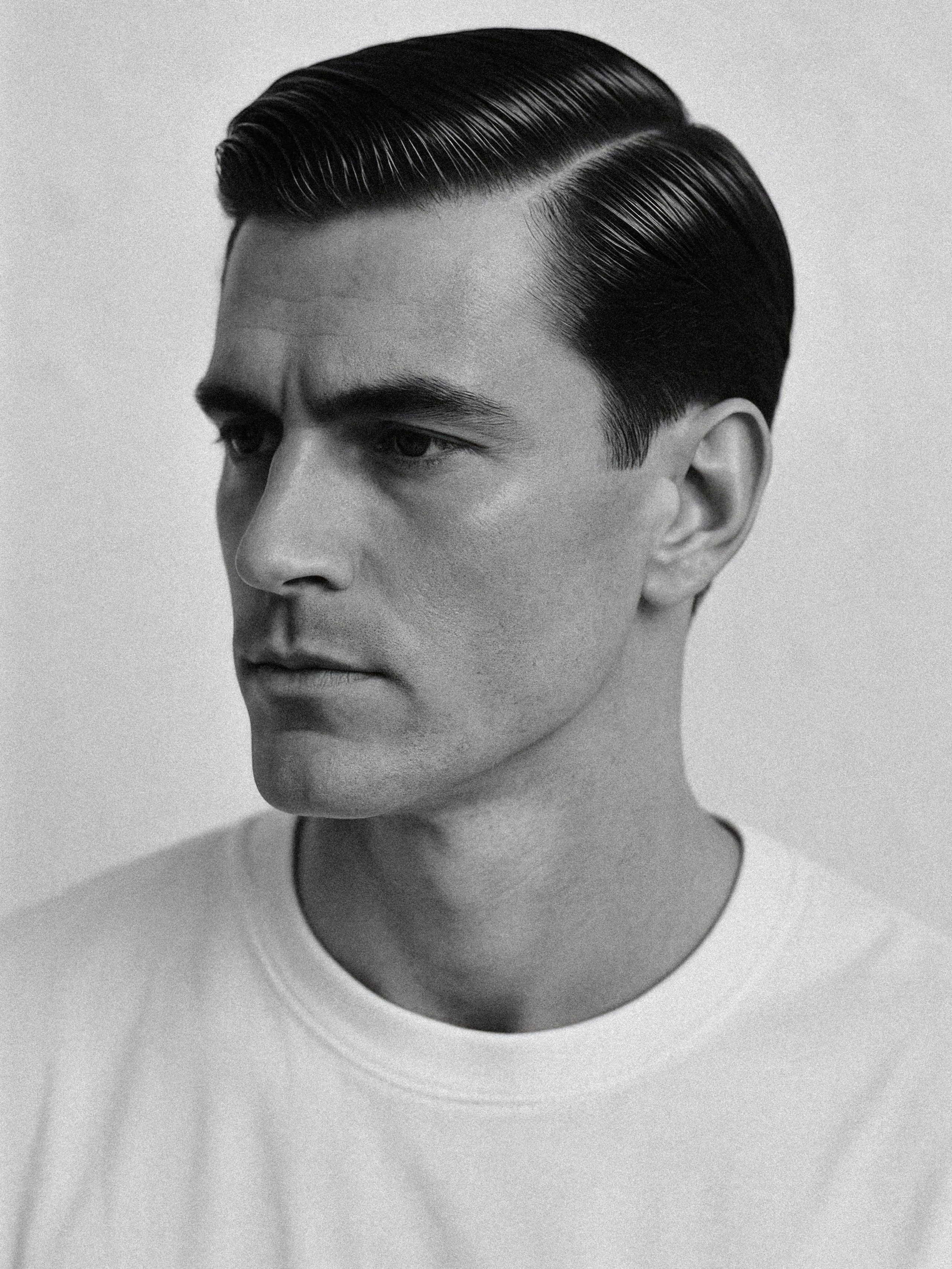 Мужская классика от Романа Золоткова. Барбершоп ZOLOTKOV — эстетика мужских стрижек Санкт-Петербурга.