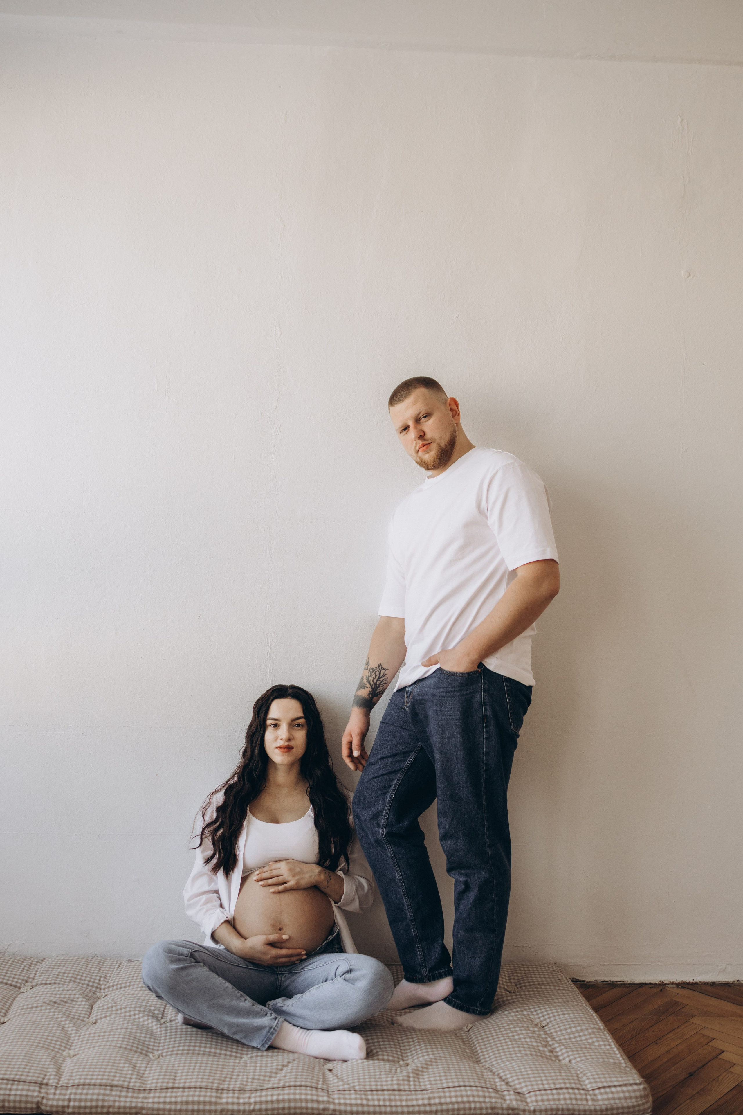 Фотосессия беременности в студии. Семейный фотограф в Минске — Алина Тиханович