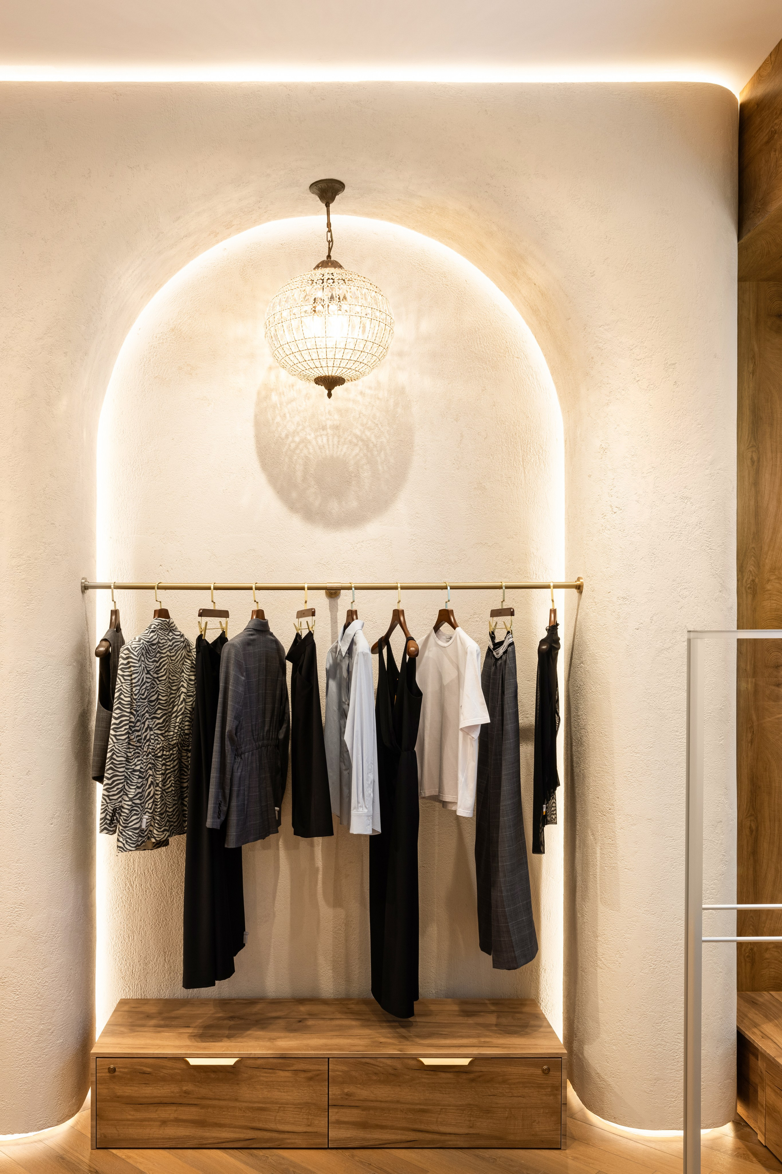 Флагманский магазин одежды, бренд PAPAYA ТЦ Сити, г. Краснодар