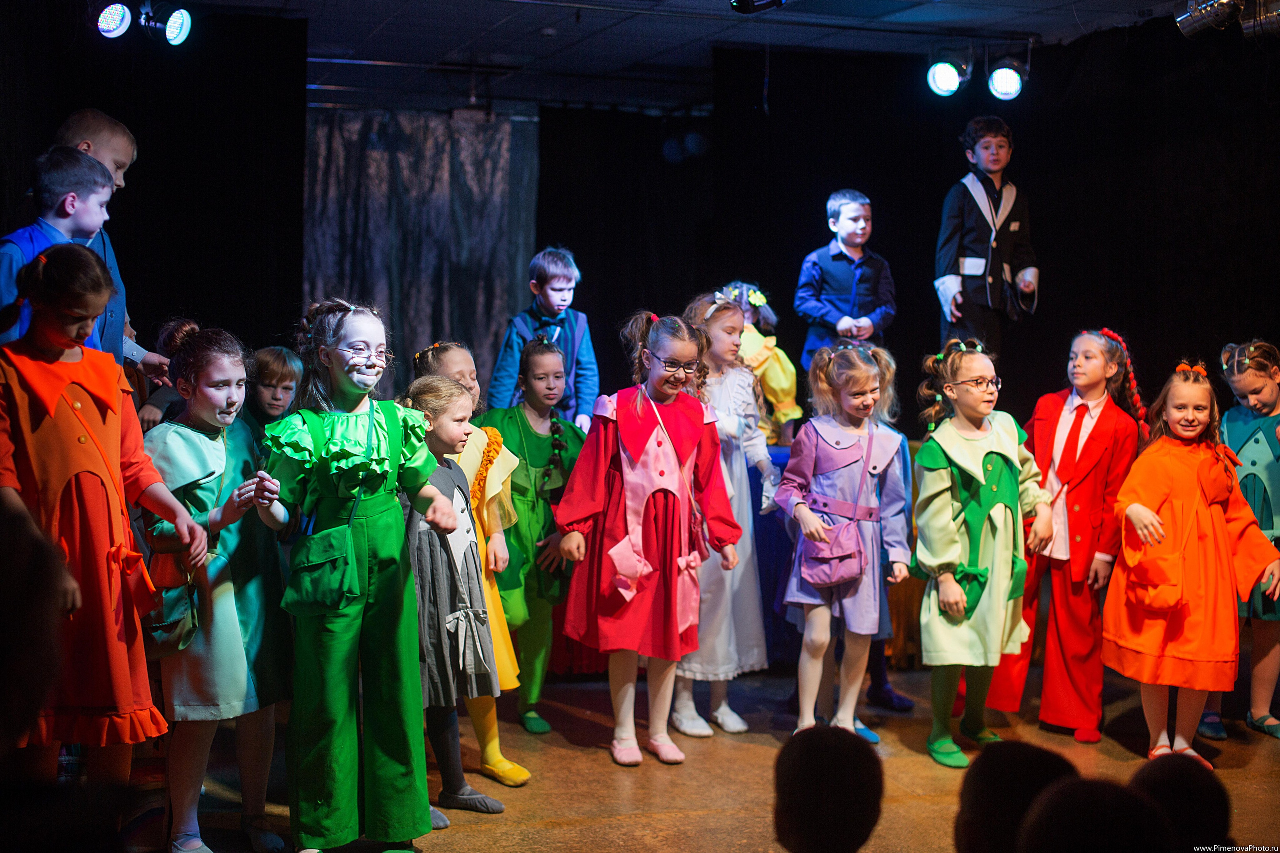 Карандаши «Театрум» ДТЦ, февраль. Семейный и детский фотограф в Петрозаводске