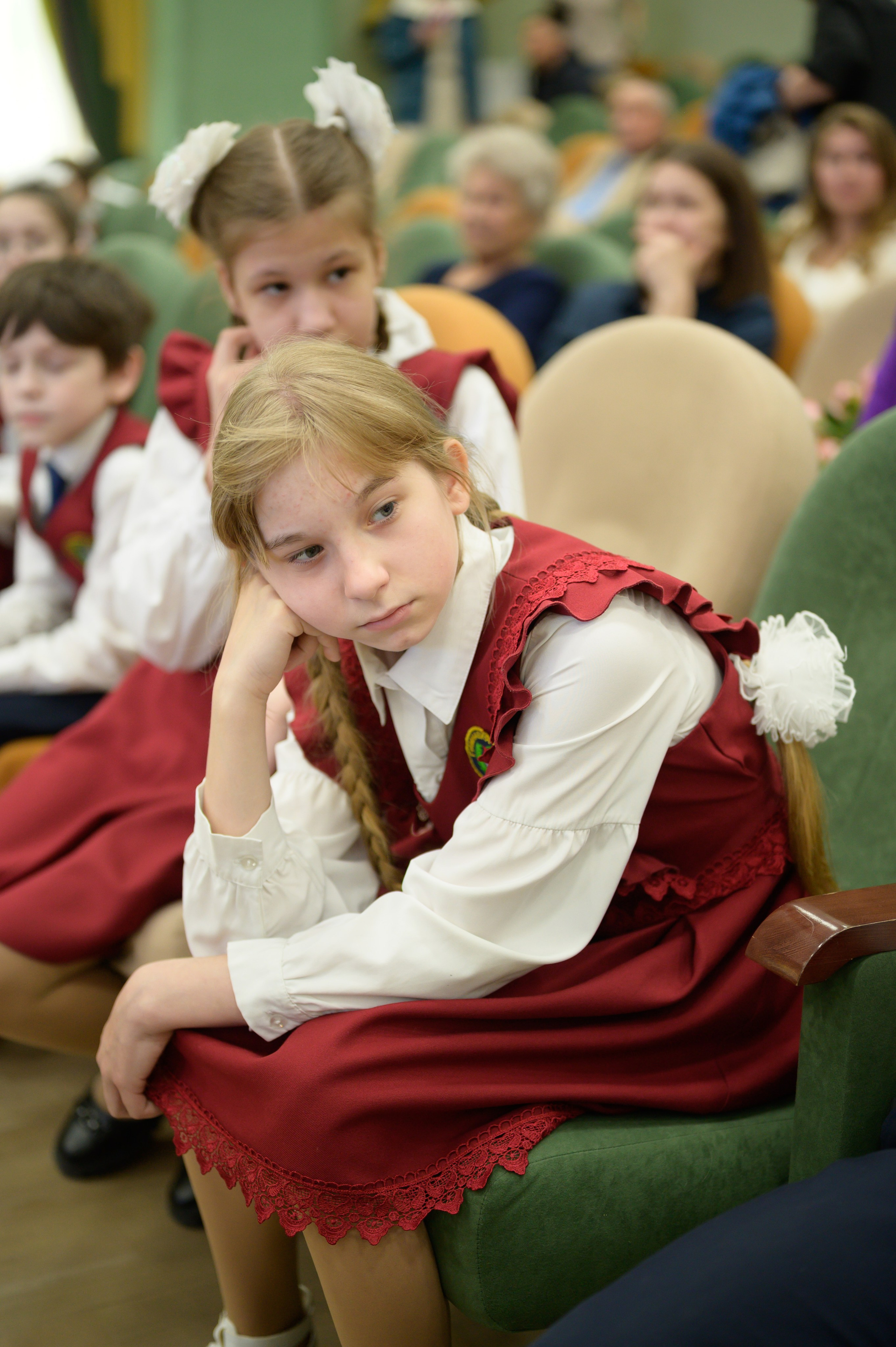 Выпускной 4Б гимназия № 16. Фотограф новорожденных, семейный детский в Тюмени Татьяна Морозова