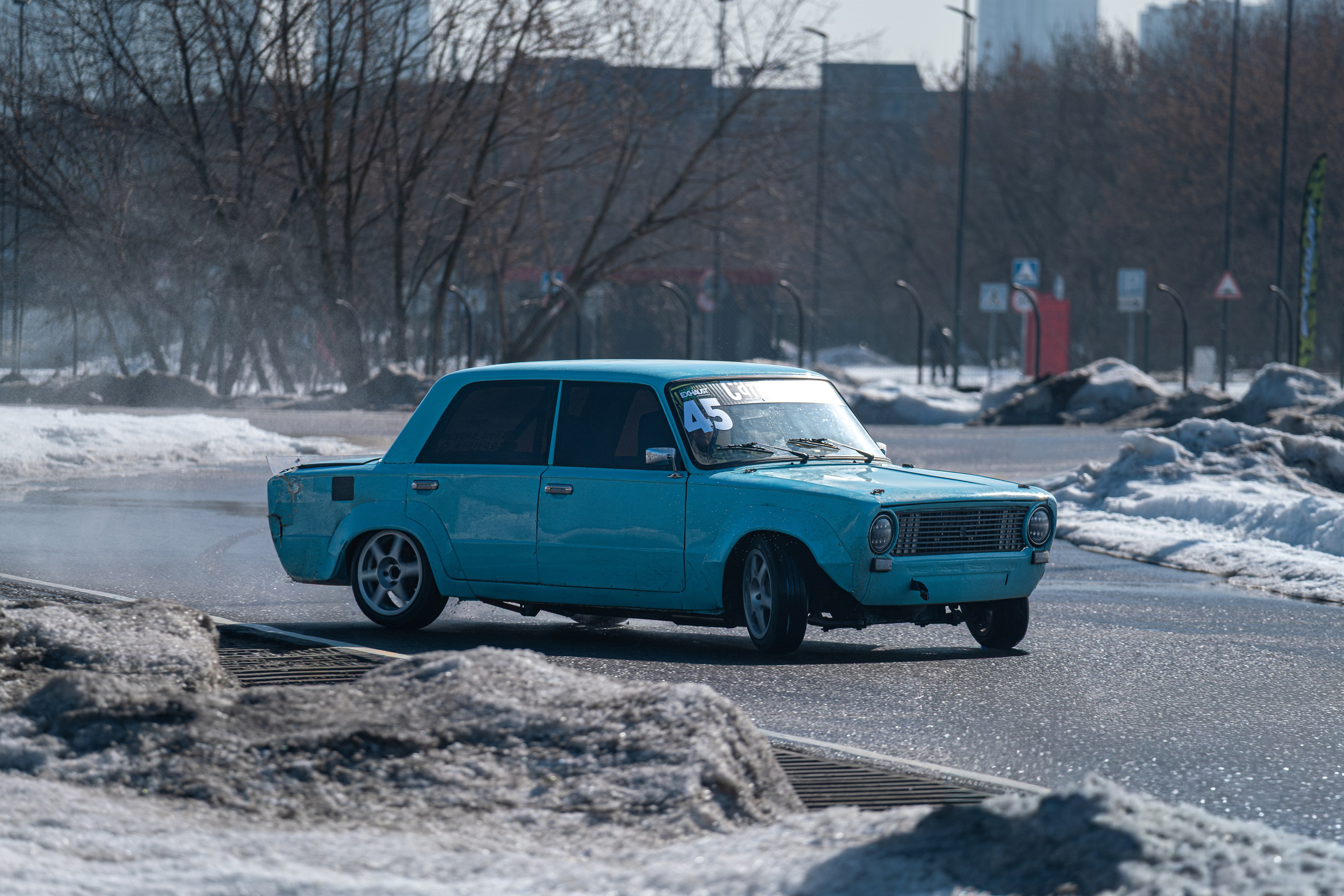 Спортивная автомобильная съемка. Malenkyia