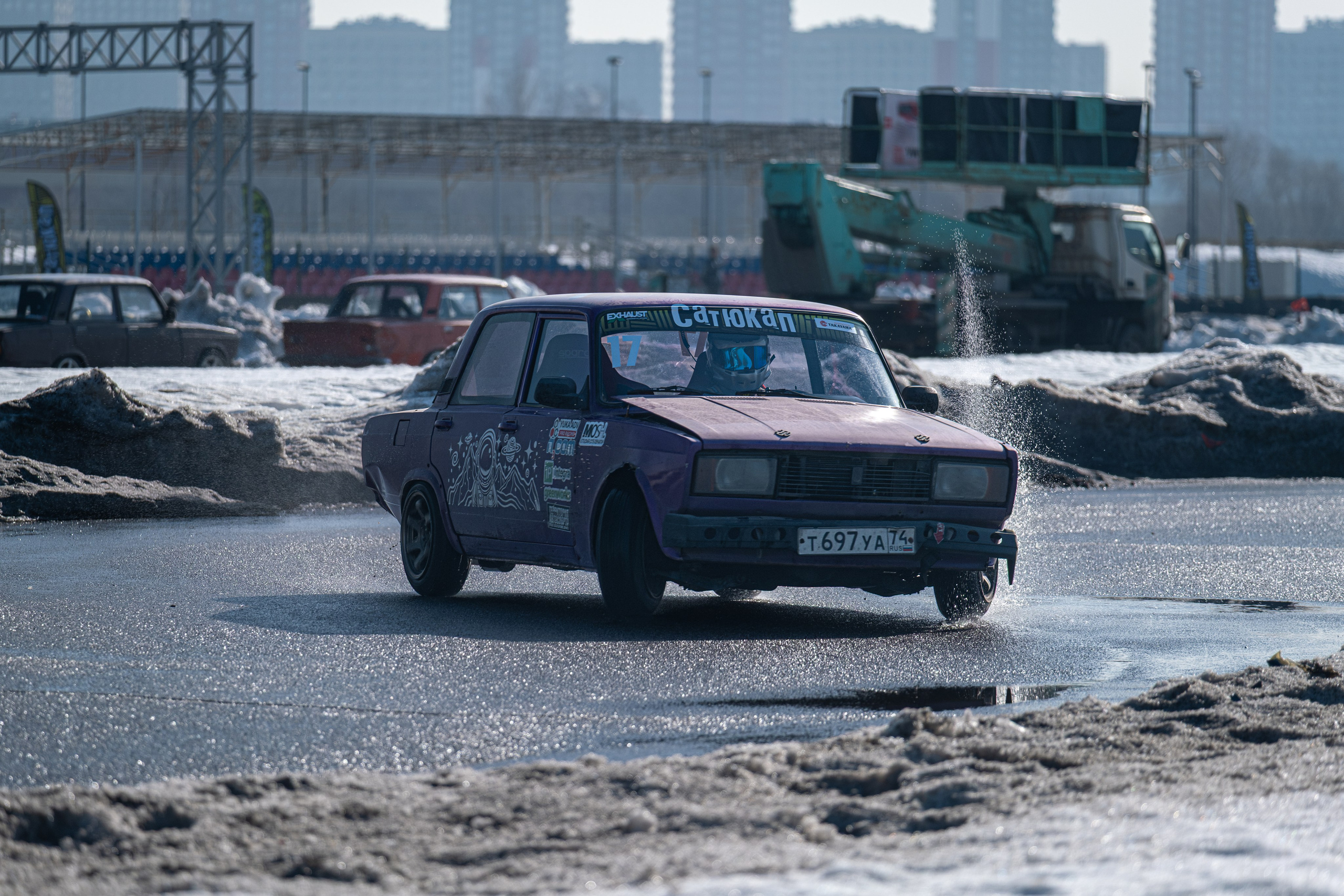 Спортивная автомобильная съемка. Malenkyia