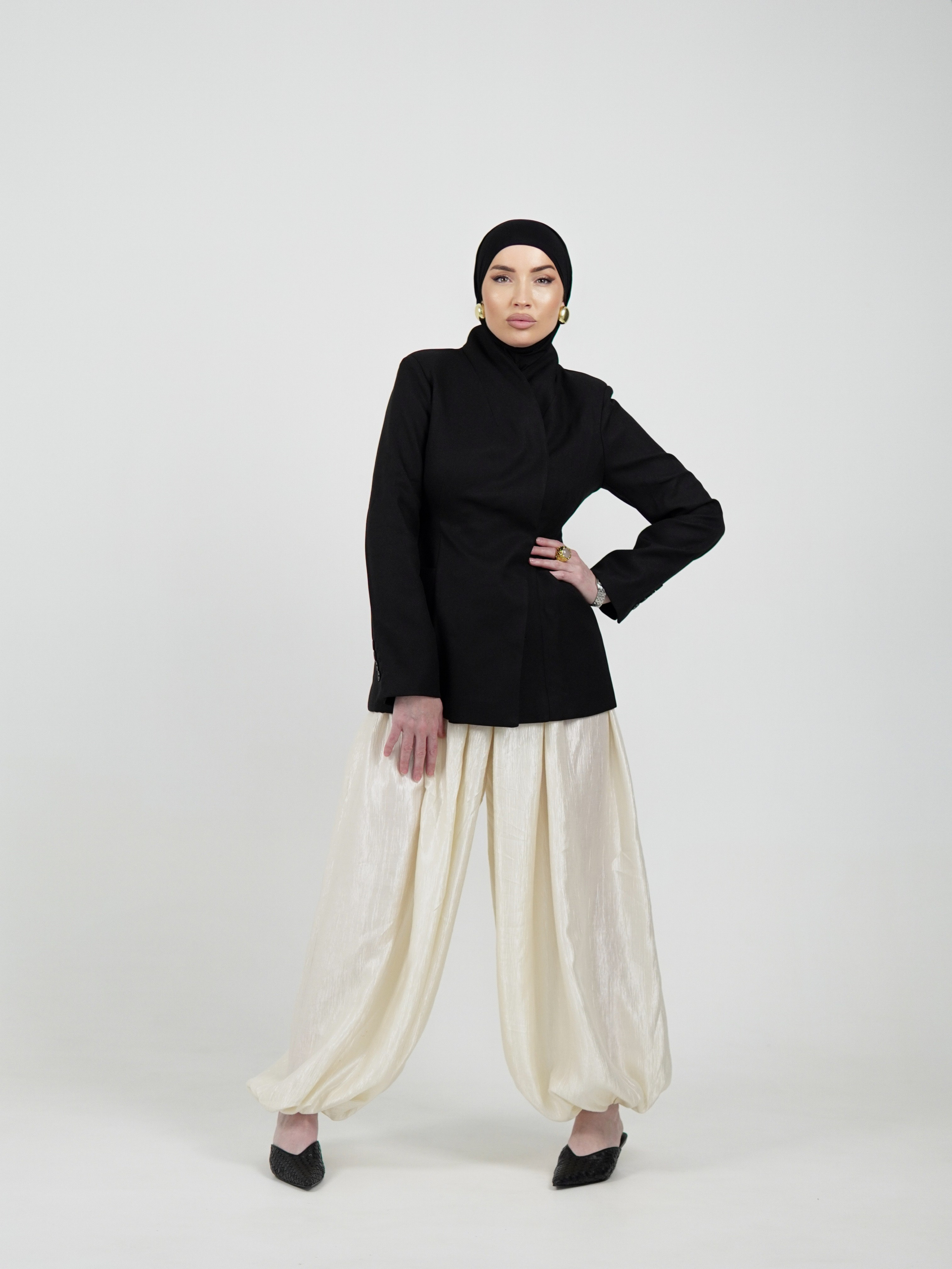 Студийная съемка. Контент фотограф в Ростове-на-Дону Яна Каушан