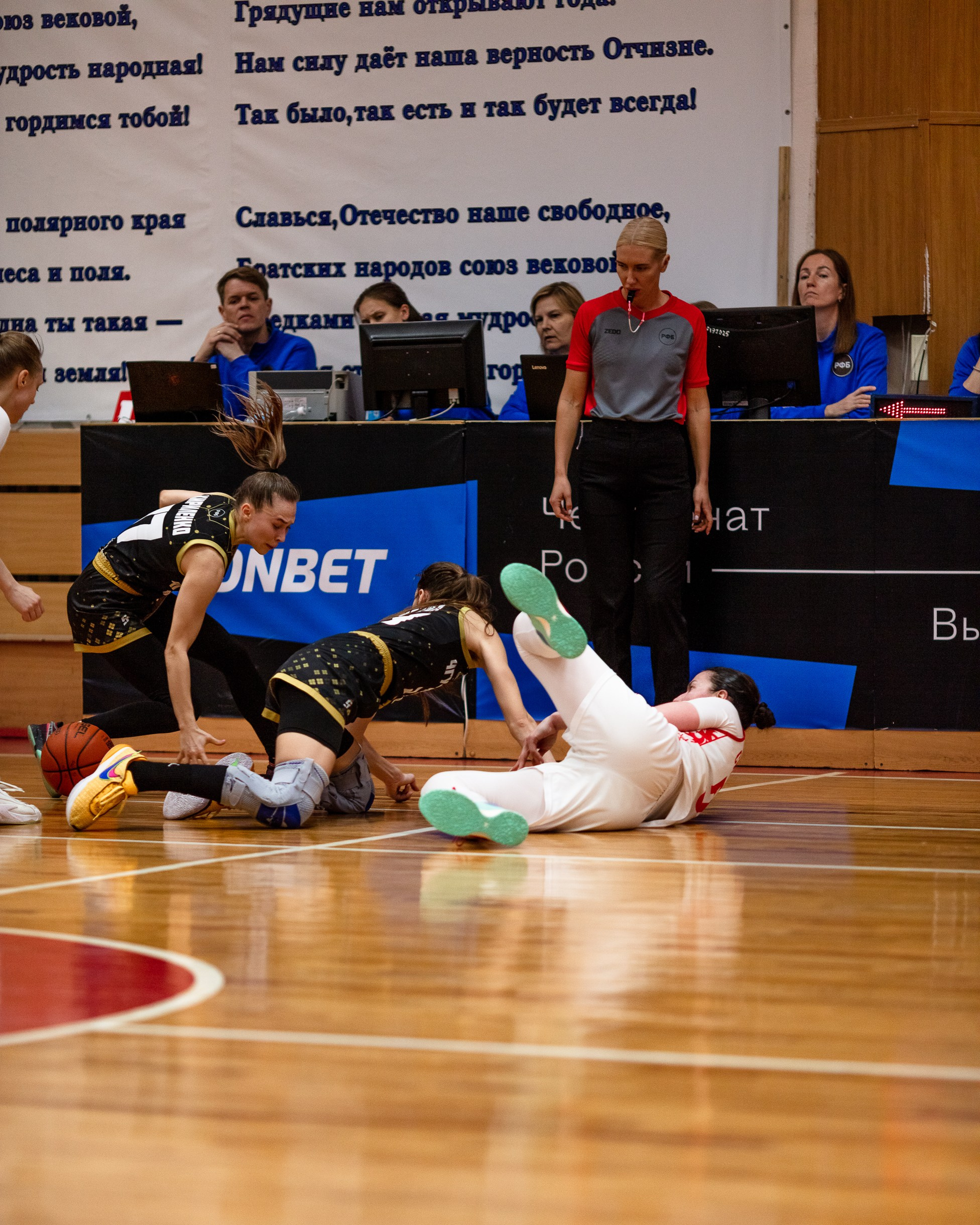 БК Юность — ЧГУ-Атланта / 3 игра. Фотография