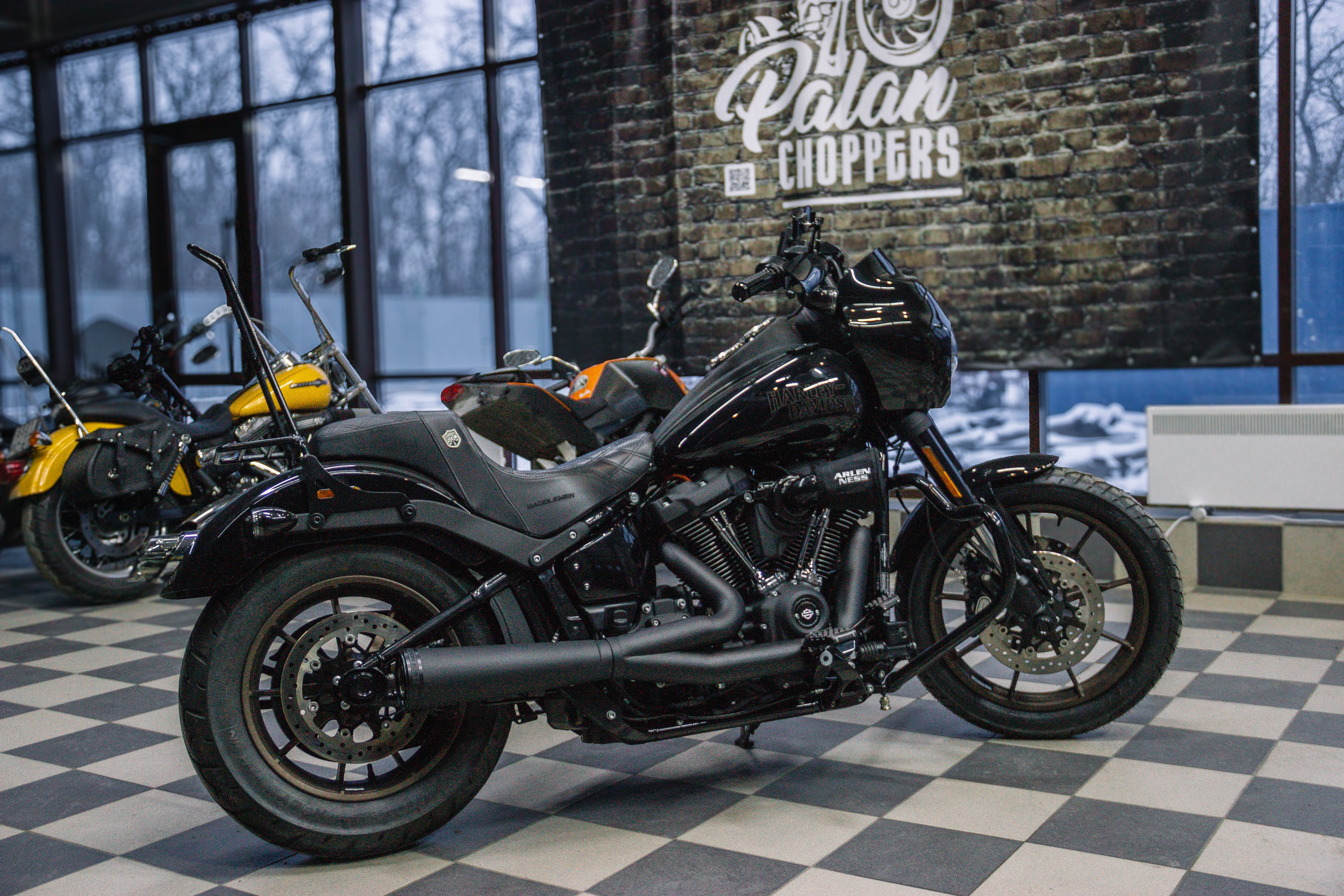 HD Low Rider S. ......