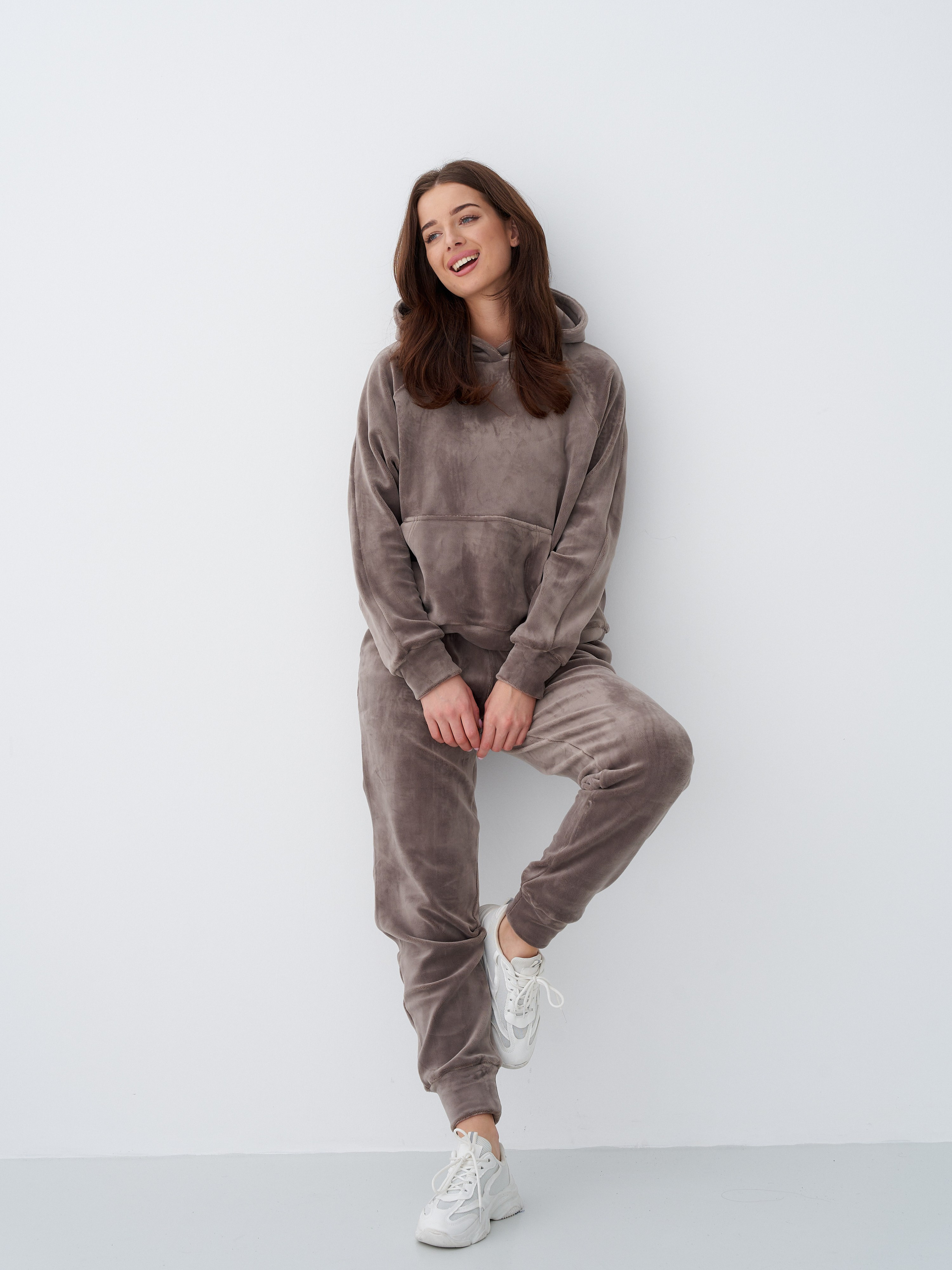 Оля. Контент для маркетплейсов и соцсетей. Фото и видео съемка