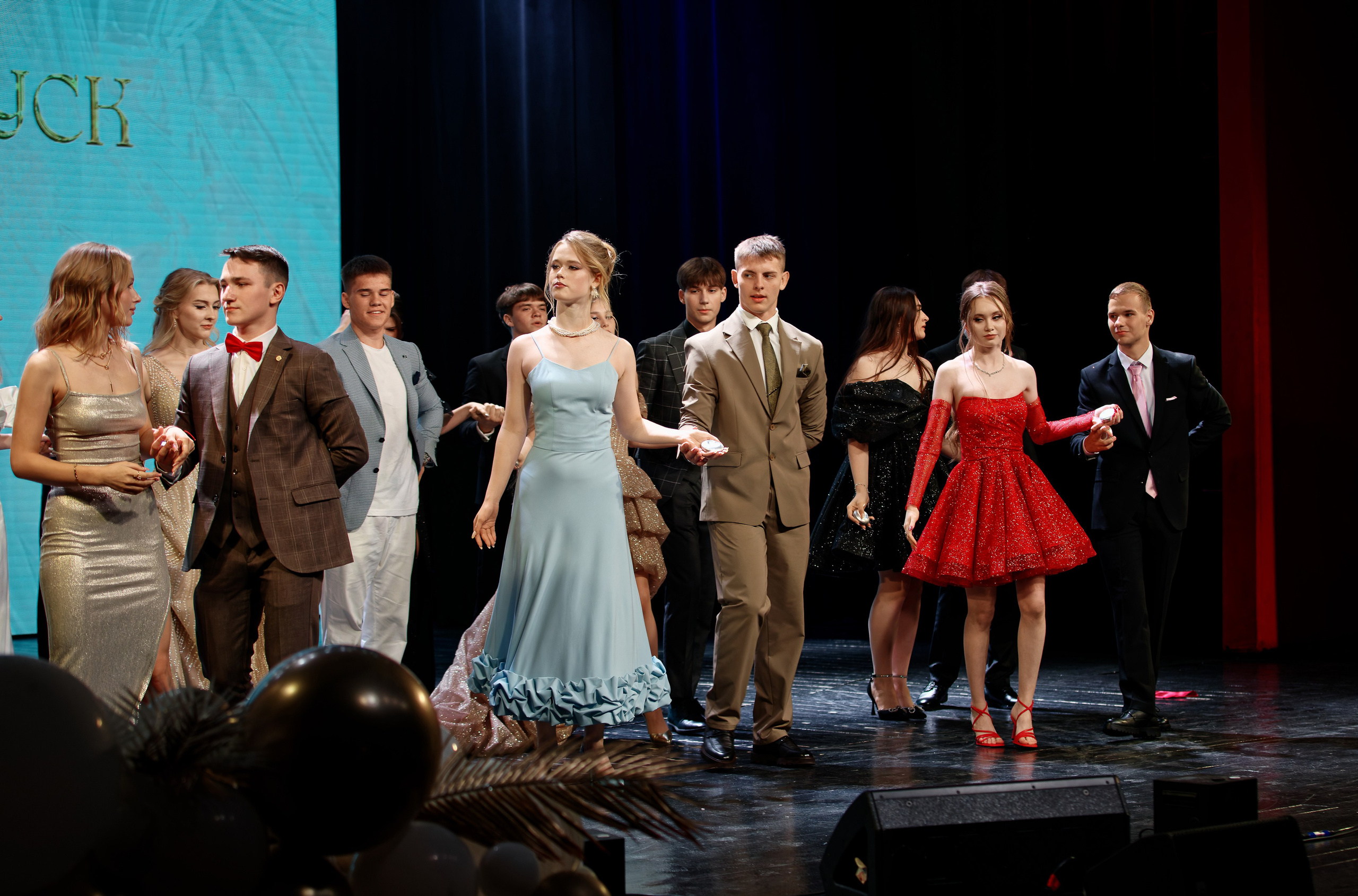 Выпускной школы 56 11Б. Семейный фотограф — Макс Белогрудов