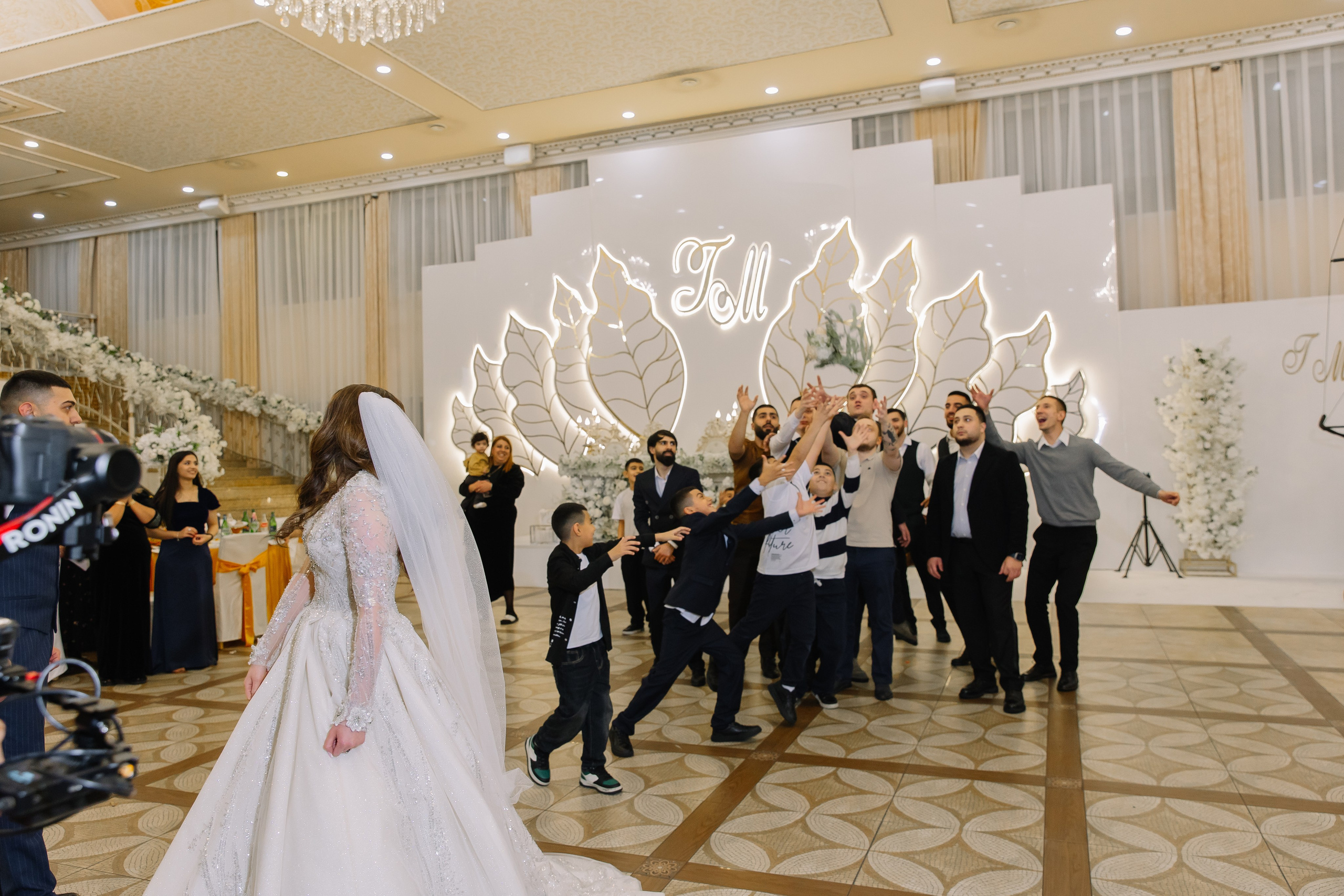 Свадьба Гиви & Маяна. Свадебный фотограф в Новосибирске Лидия Александровна