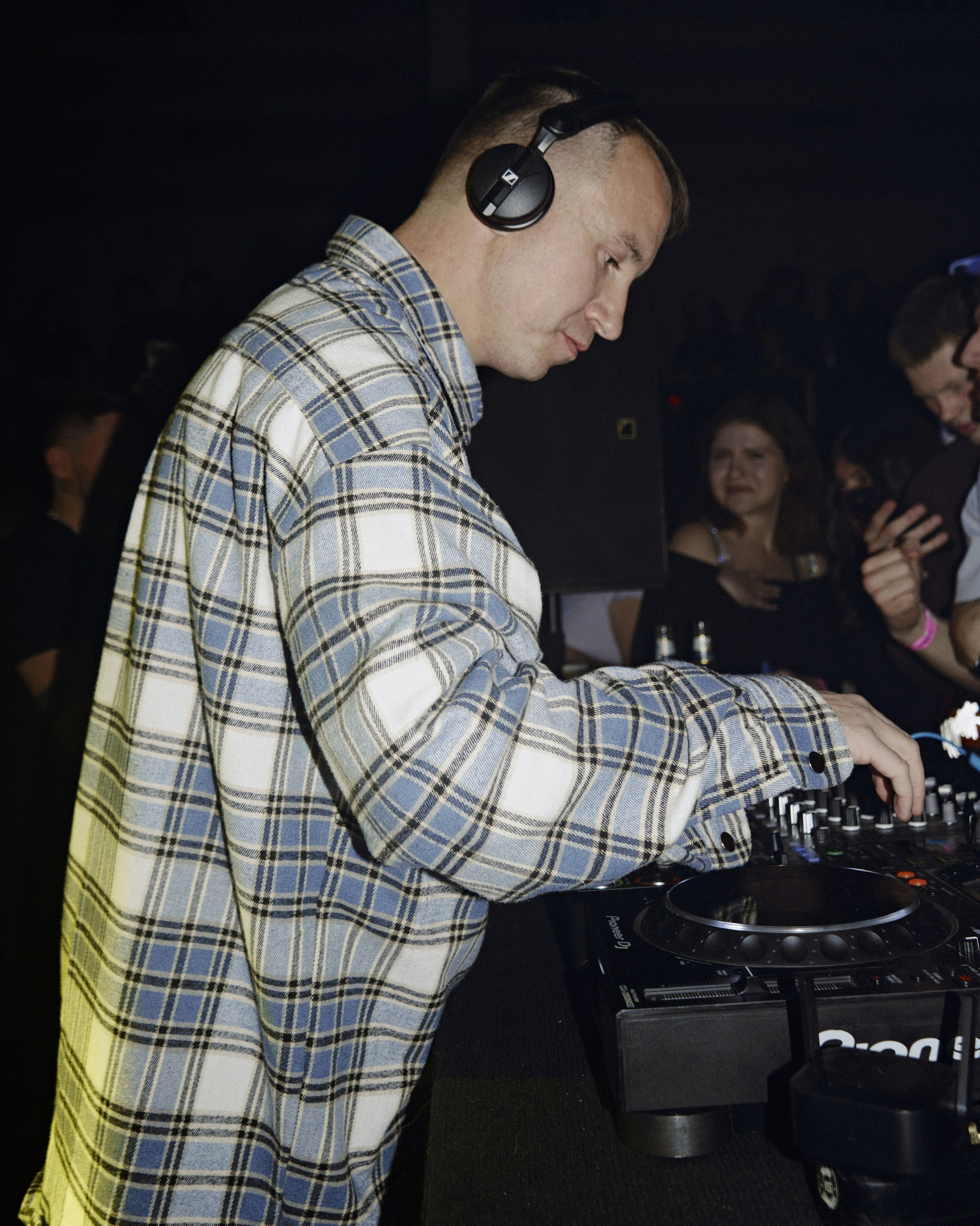 LAF. NOIZOMAX Художественный фотограф в Дубай