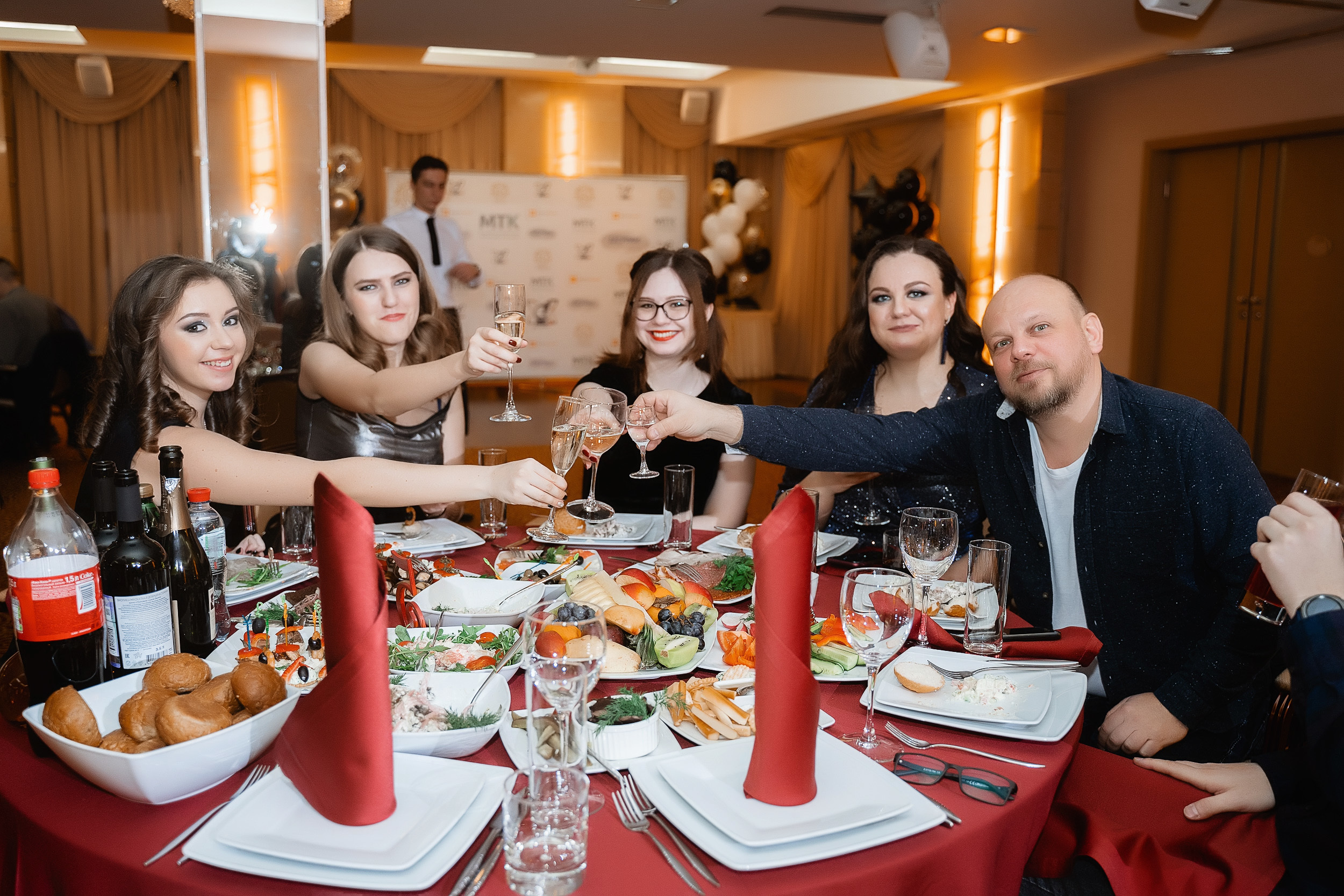 Корпоратив группы компаний