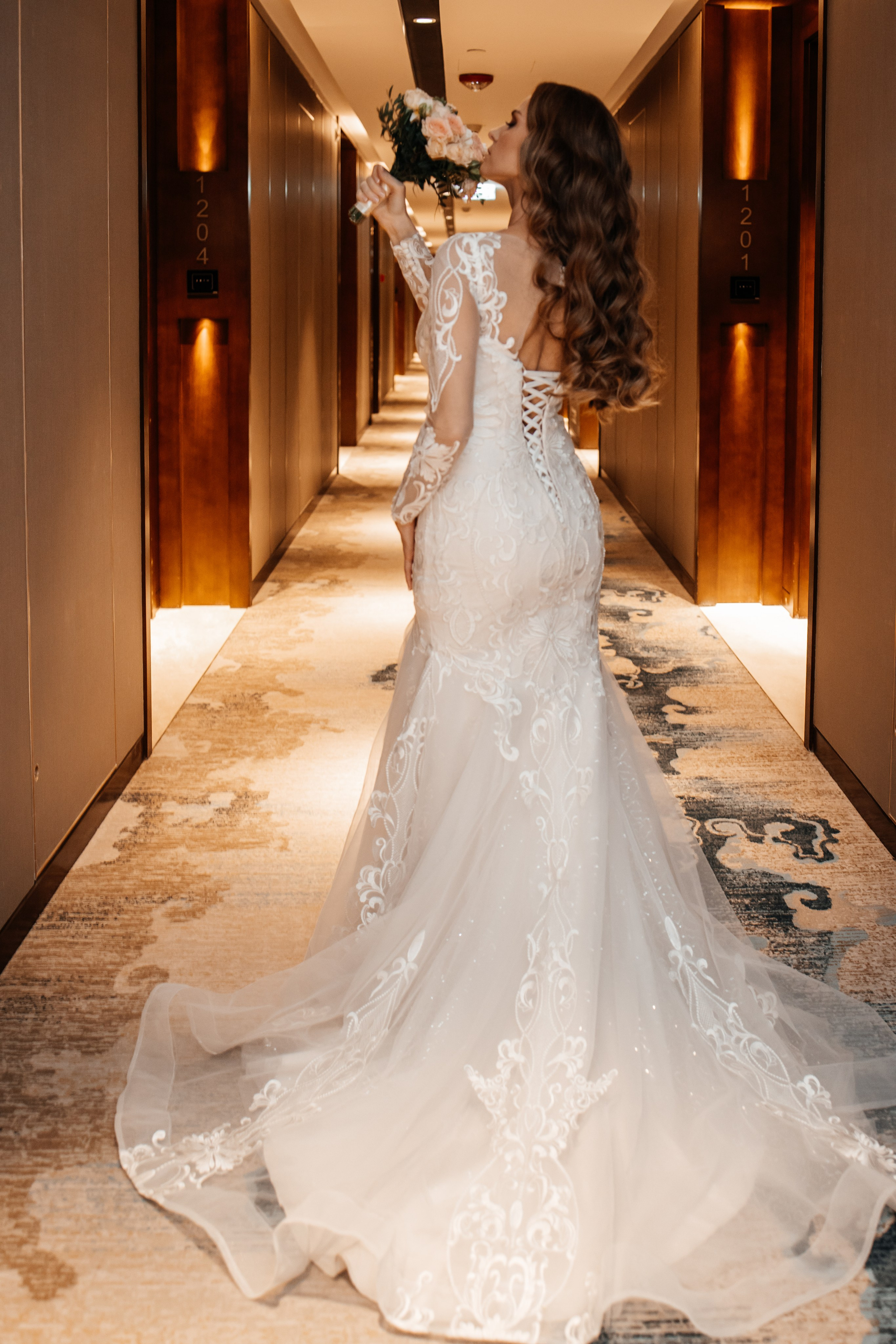 Glamour. Свадебный фотограф Марина Пескова | душевная и кинематографичная съёмка в Москве и России