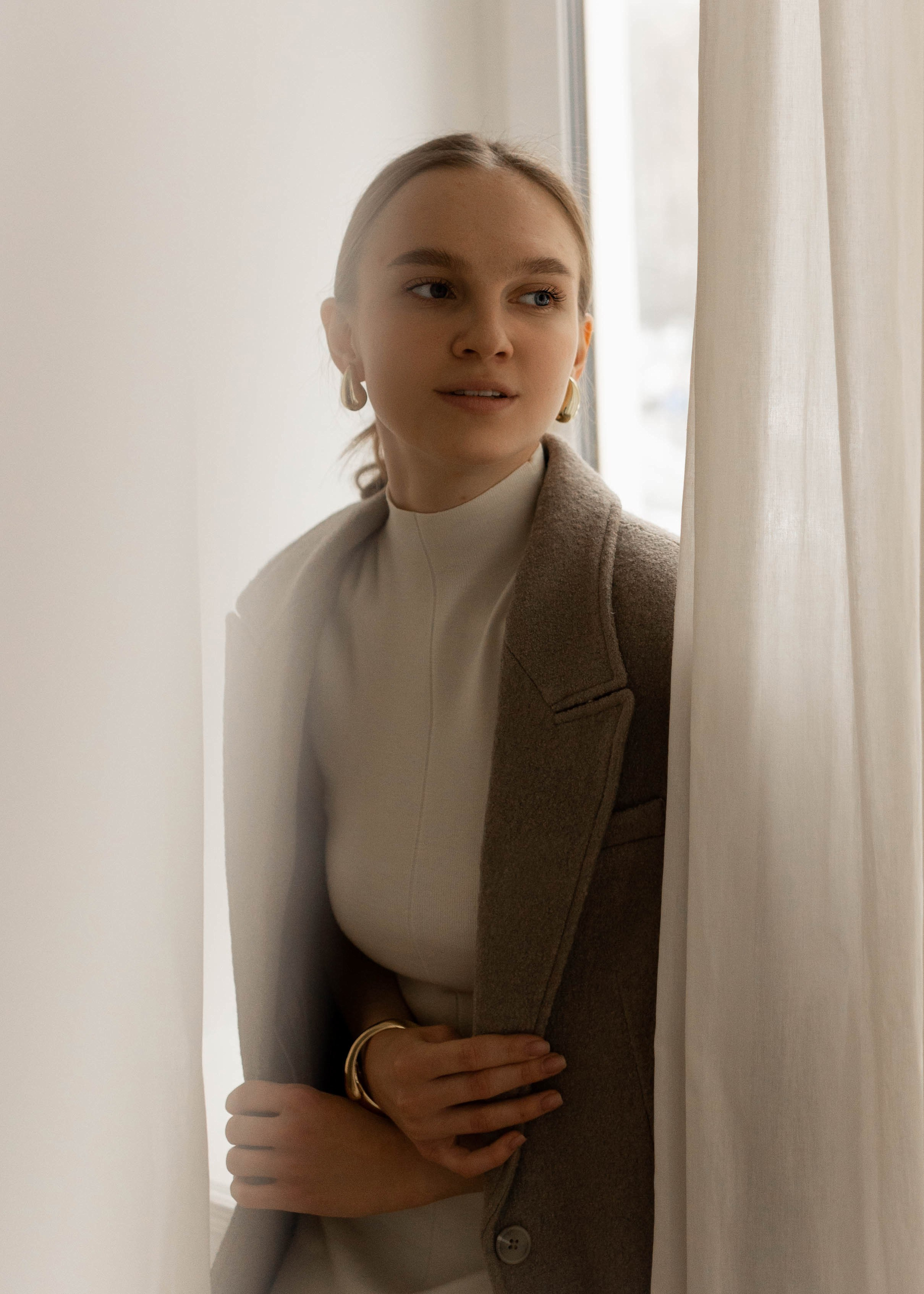 Портфолио со студийными съемками. Женский и свадебный фотограф Анастасия Митрохина