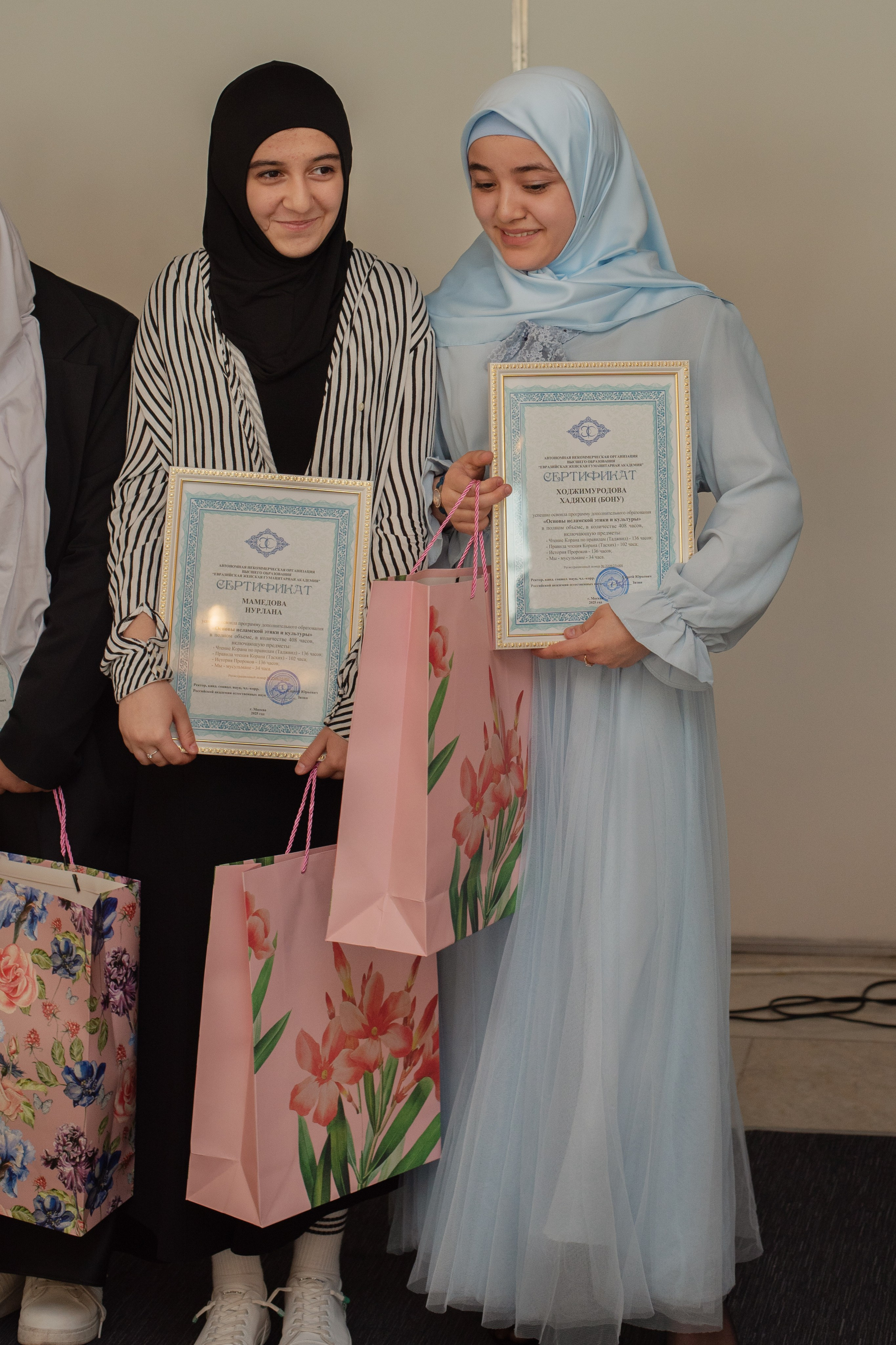 Выпускной в Евразийской женской гуманитарной академии. Лина Курочка — ваш фотограф