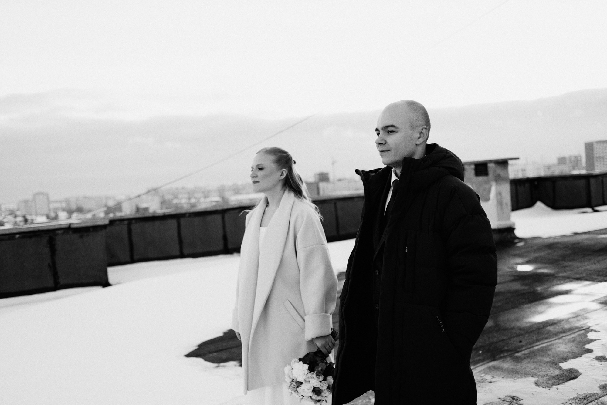 Свадебный фотограф в Тюмени — Фотосессия Максима и Лизы на крыше и в студии. Портретный фотограф Тюмень Дарья Мустафина