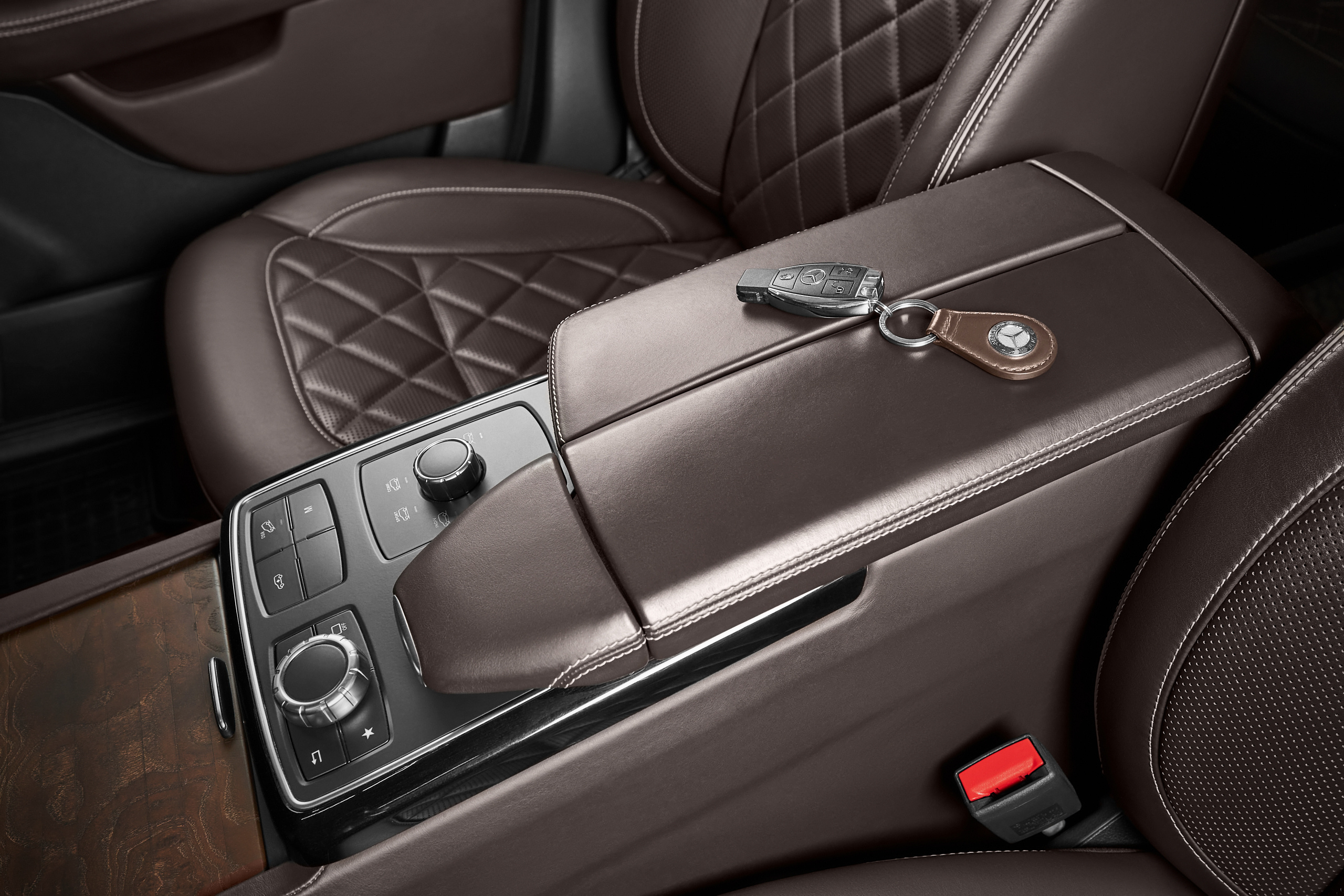 Mercedes-Benz GLS Chocolate. Репортажный фотограф и ретушер в Москве Наталья Алексеева