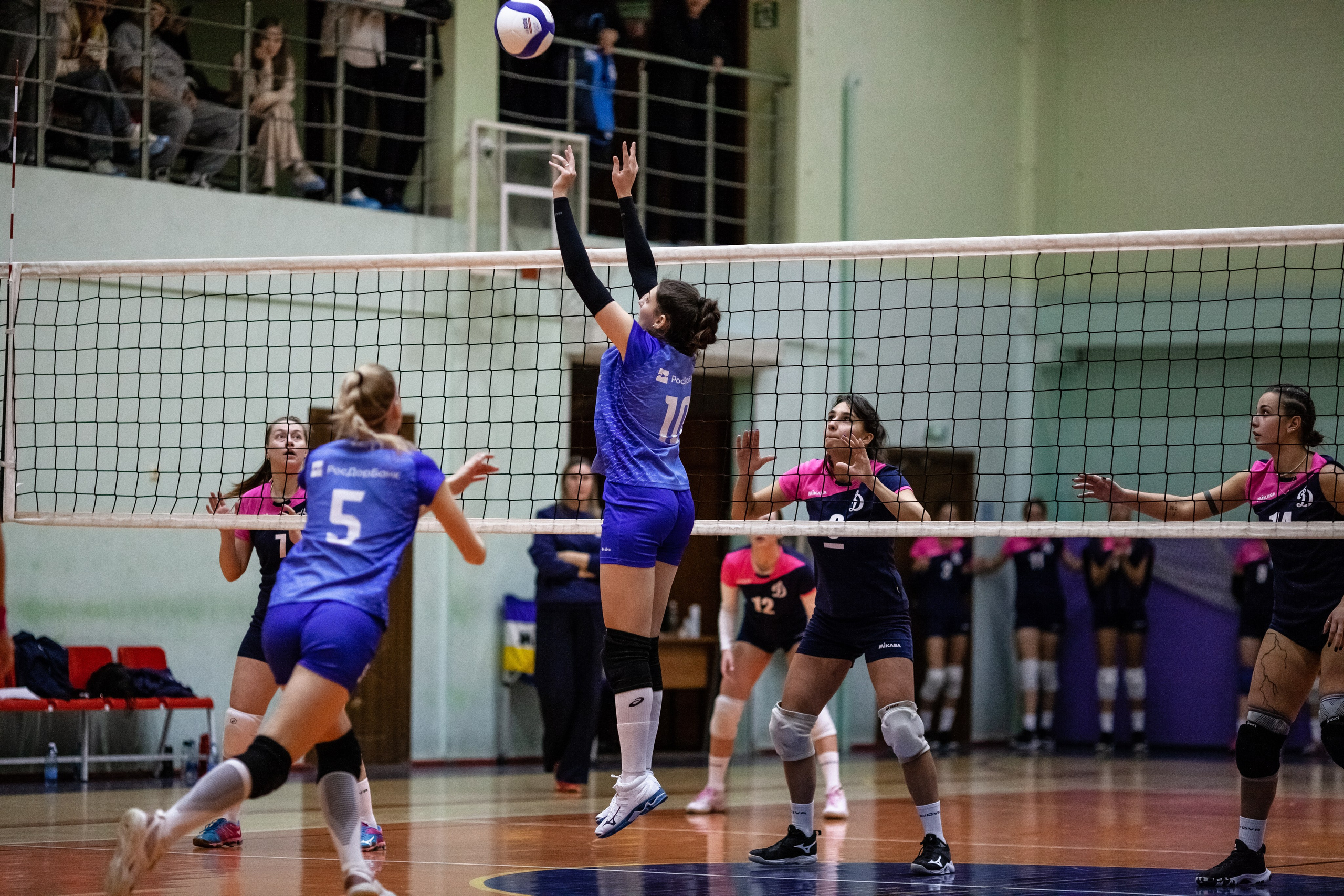 «Спартак-Чувашия» — «Динамо» Ульяновск /1 игра. Фотография