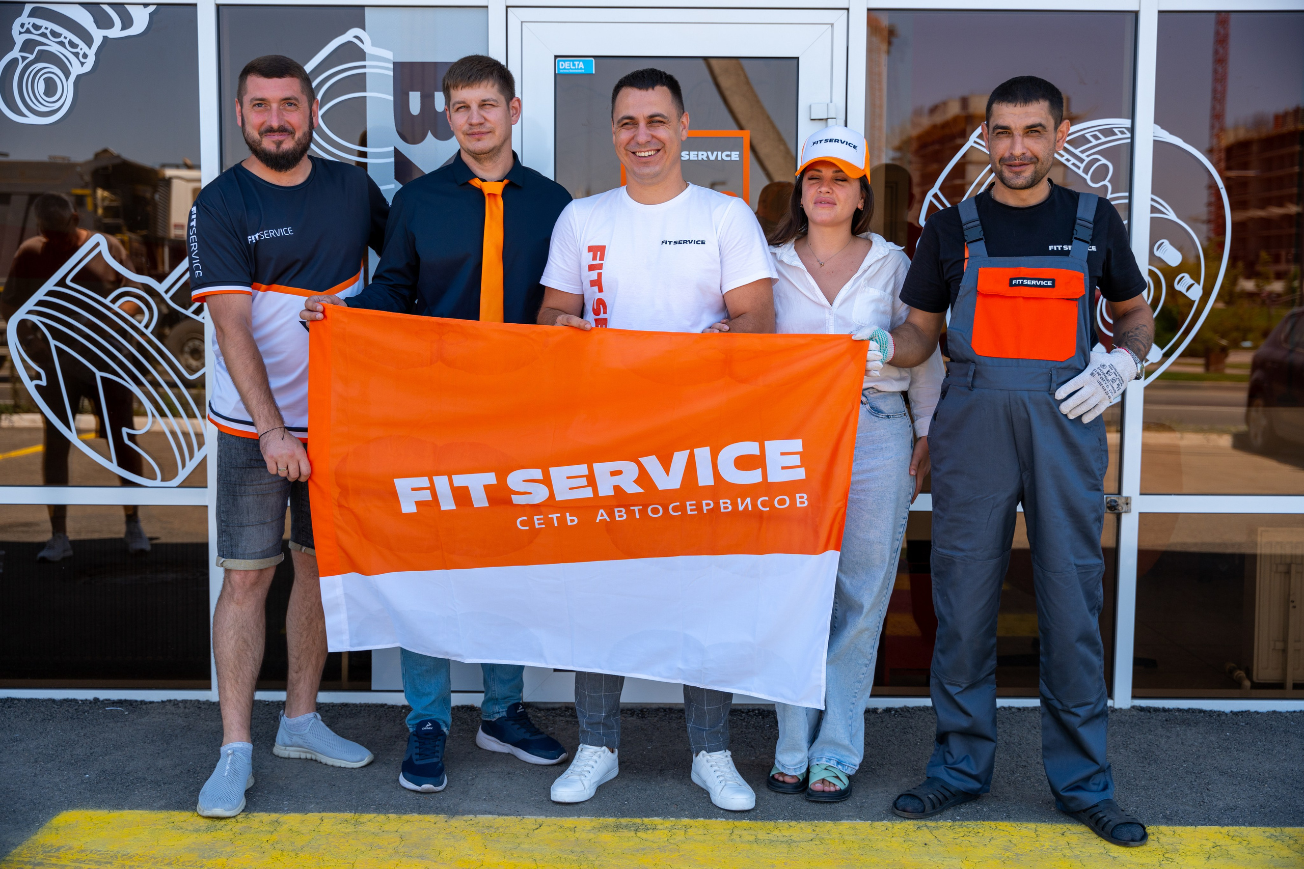 Интерьерная фотосъемка автосервиса Fit Service в Краснодаре — сеть СТО Профессиональная фотосъемка интерьера техцентра в Краснодаре. Шедевры для Вас! Фотограф и Видеограф в Краснодаре Пахиев Руслан