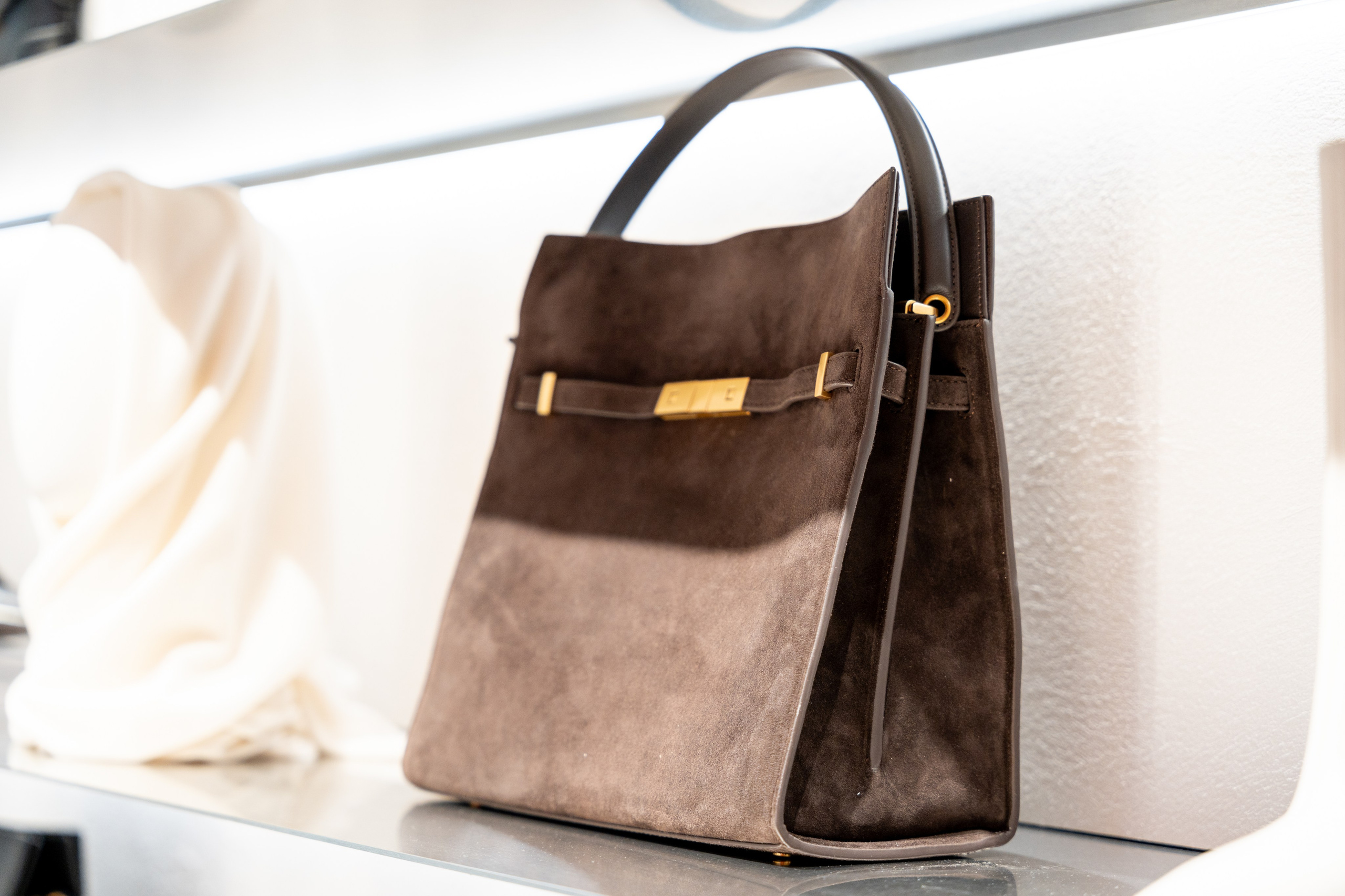 Интерьерная фотосъемка магазина Ekonika в Краснодаре — обувной бренд Профессиональная фотосъемка Ekonika — фирменный магазин в Краснодаре. Шедевры для Вас! Фотограф и Видеограф в Краснодаре Пахиев Руслан