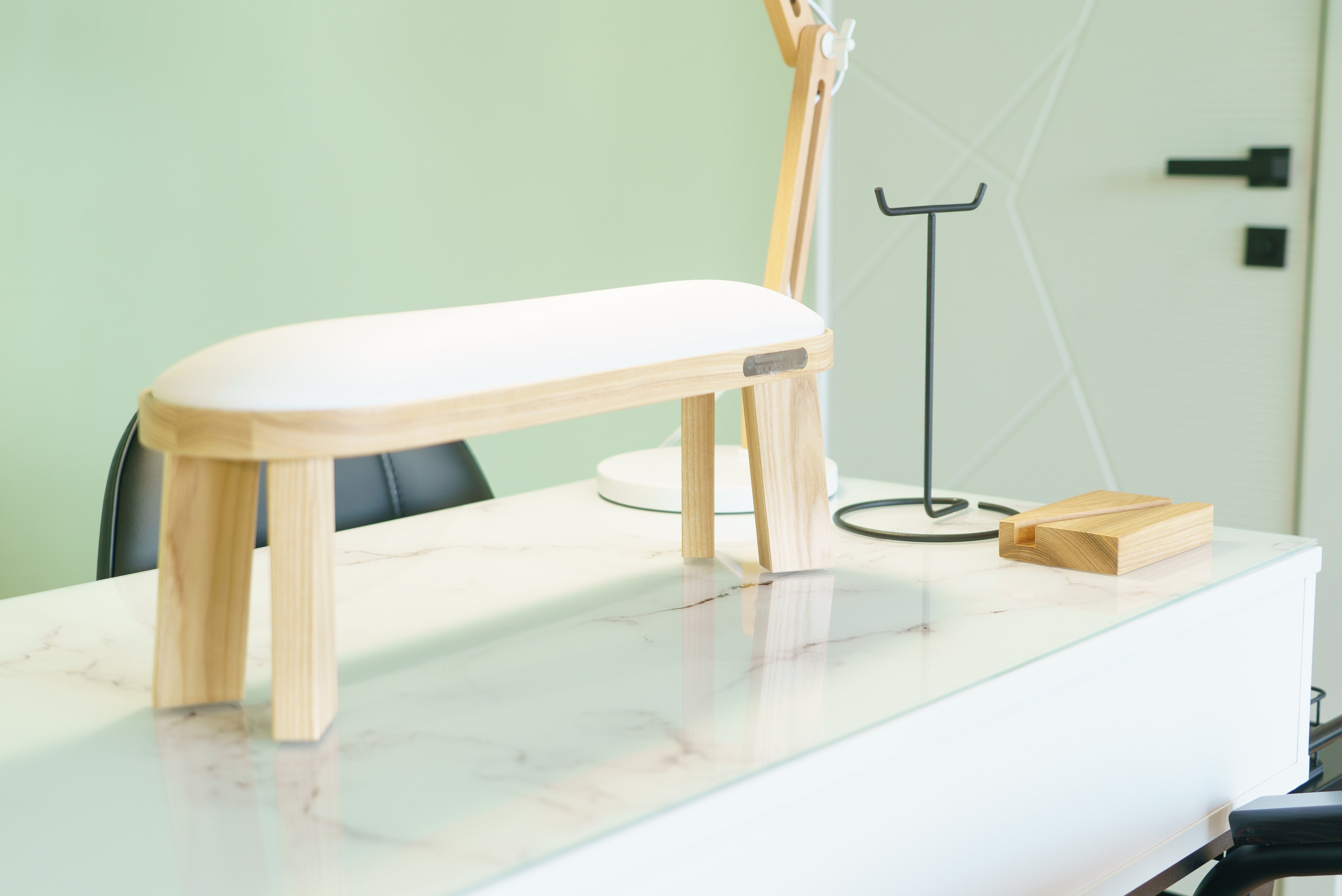 Профессиональная интерьерная фото и видео съемка студий красоты Яркая интерьерная фотосъемка для бьюти-коворкинга и студий. Шедевры для Вас! Фотограф и Видеограф в Краснодаре Пахиев Руслан