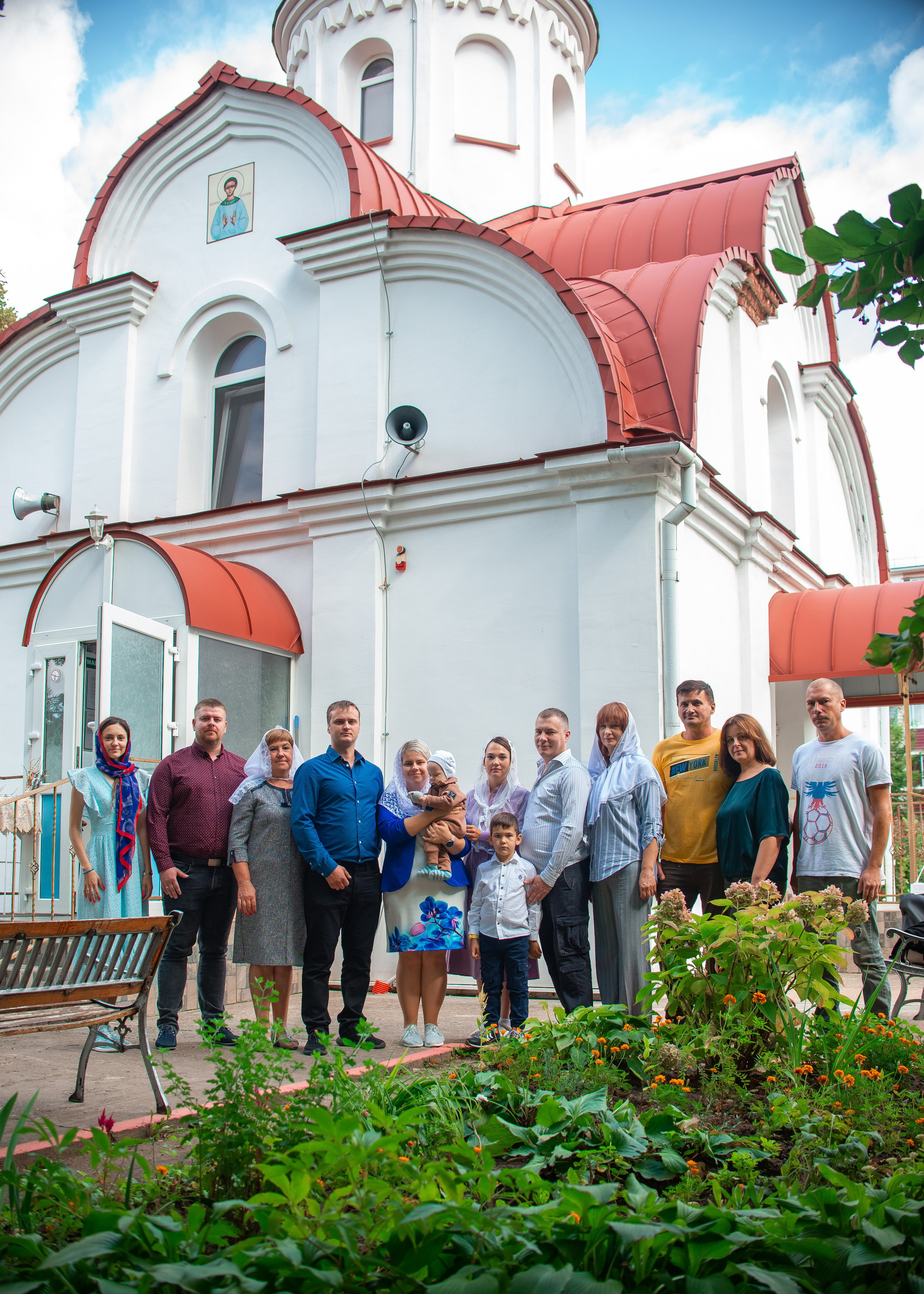 Крещение Михея в хр. Младенца Гавриила. Семейный фотограф на выписку из роддома и крещение Минск Настя Гришук
