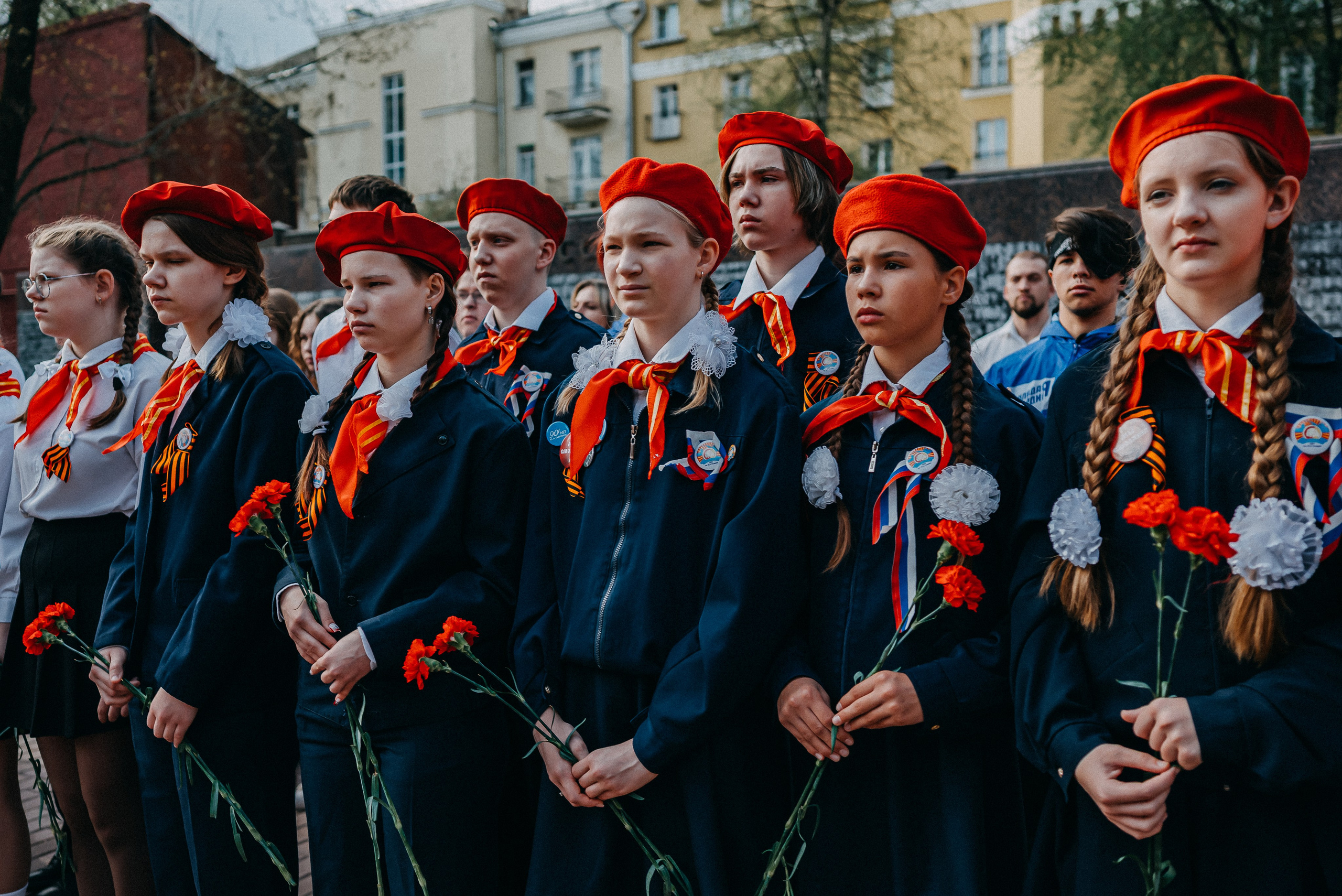 Возложение цветов сенаторами РФ и правительством области 2025 г. Фотограф Исламова Лилия, Смоленск