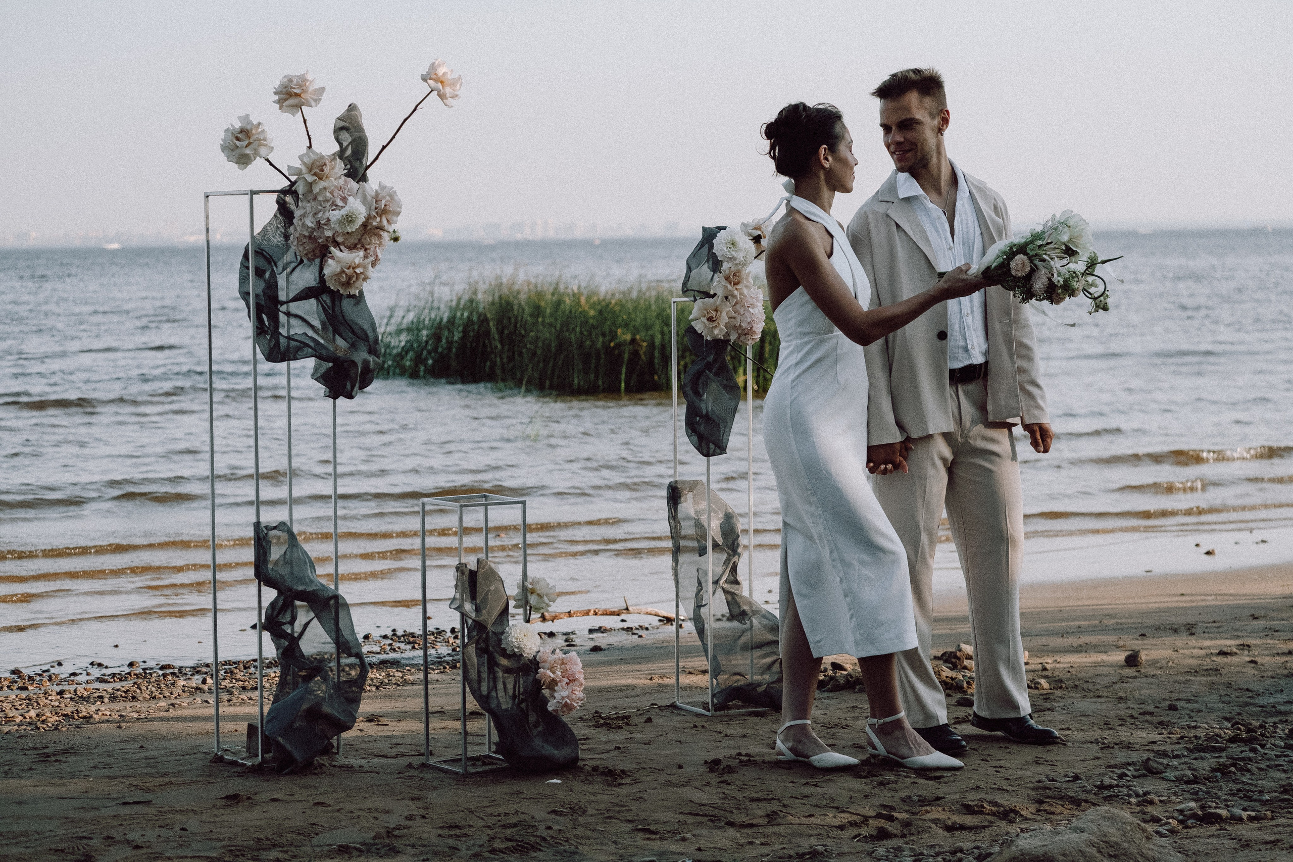 СВАДЕБНАЯ ФОТОСЕССИЯ ВЫЕЗДНОЙ ЦЕРЕМОНИИ (ФИНСКИЙ ЗАЛИВ). Профессиональный фотограф, Санкт-Петербург — Виктория Богомолова