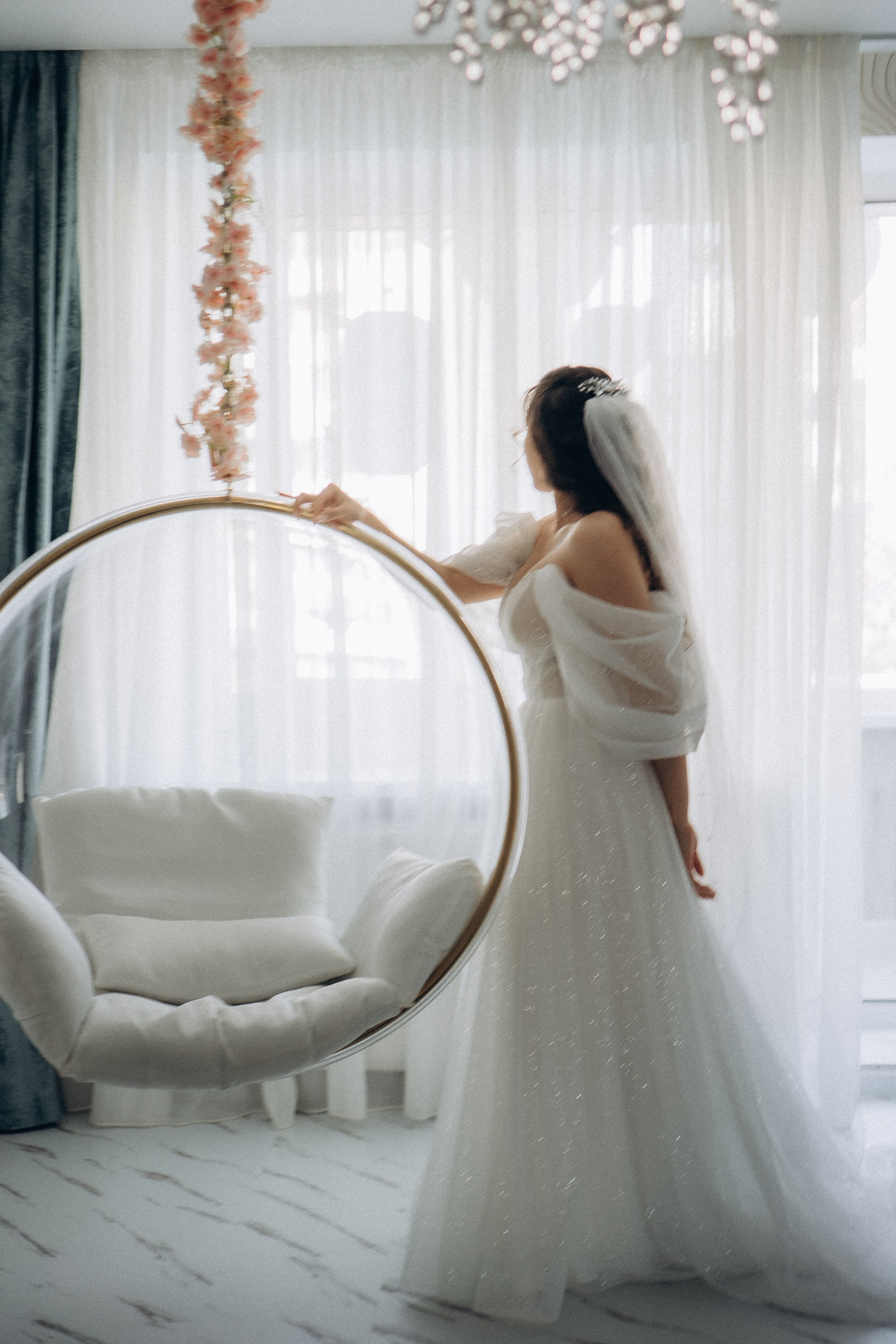 СВАДЕБНАЯ СЬЕМК В ПАРКЕ 300-ЛЕТИЯ. Профессиональный фотограф, Санкт-Петербург — Виктория Богомолова