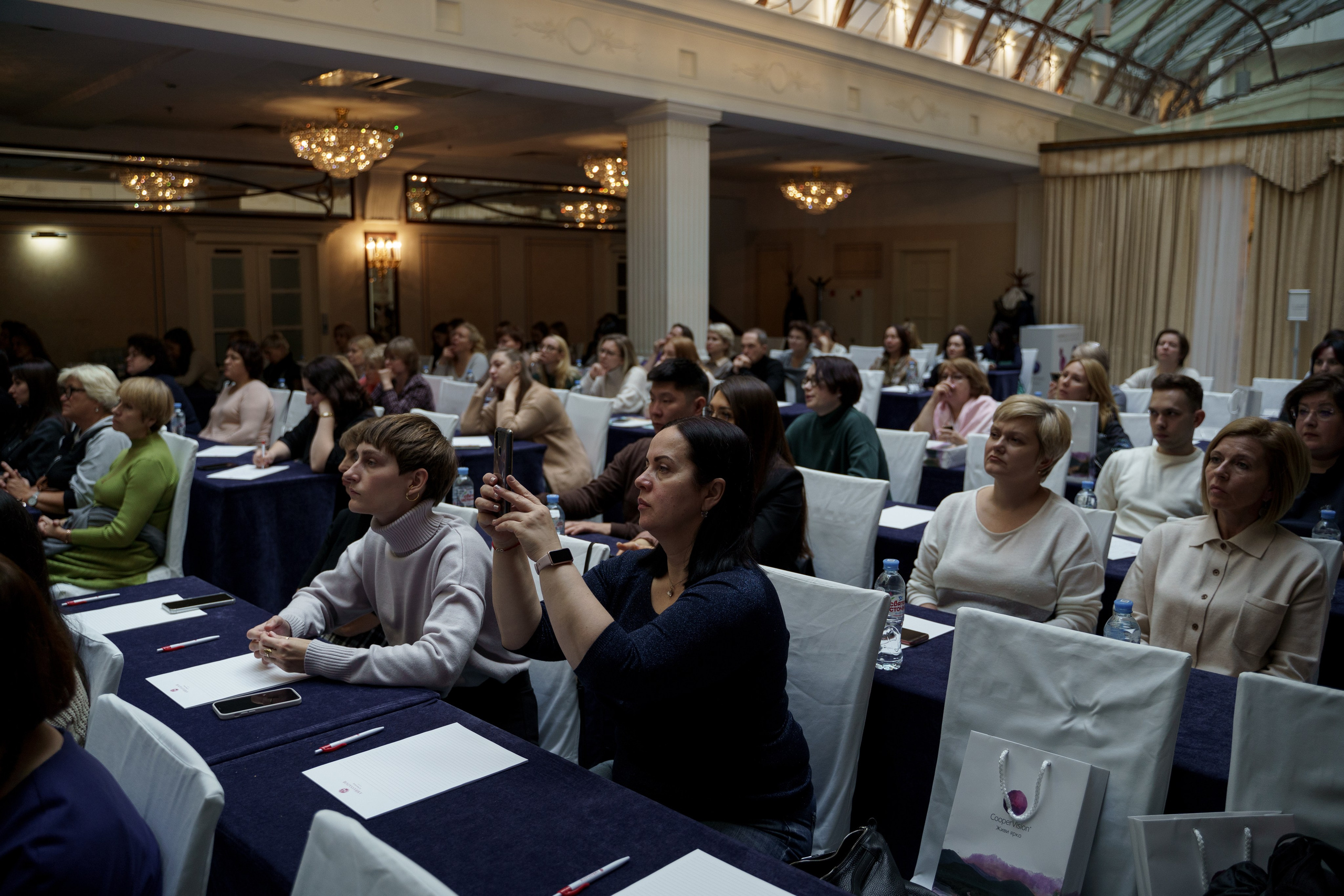 Конференция Cooper Vision в Отеле Амбасадор 28 октября 2023. Свадебный и семейный фотограф в Санкт-Петербурге Дмитрий Панин