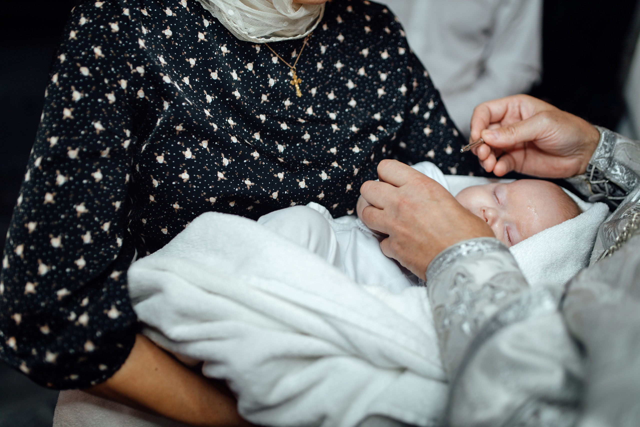 Крещение Тимура храм иконы Всех Скорбящих Радость, октябрь 2024