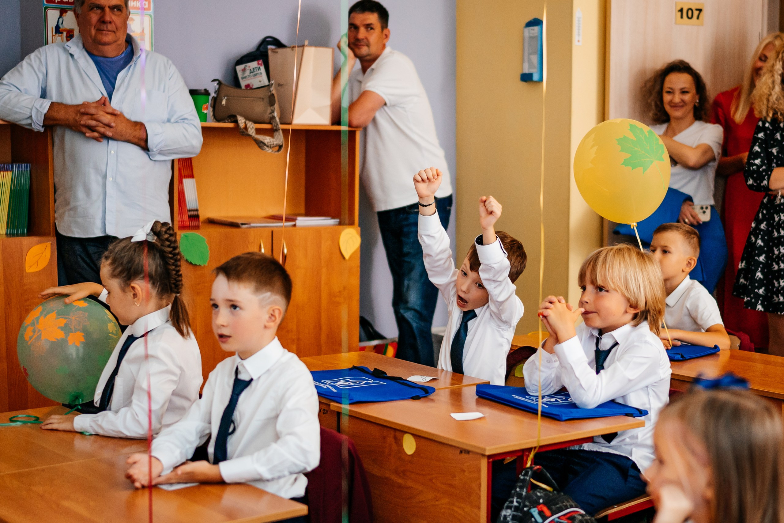Фотосессия первоклашек в московской школе. Семейный фотограф в Москве Ирина Жур