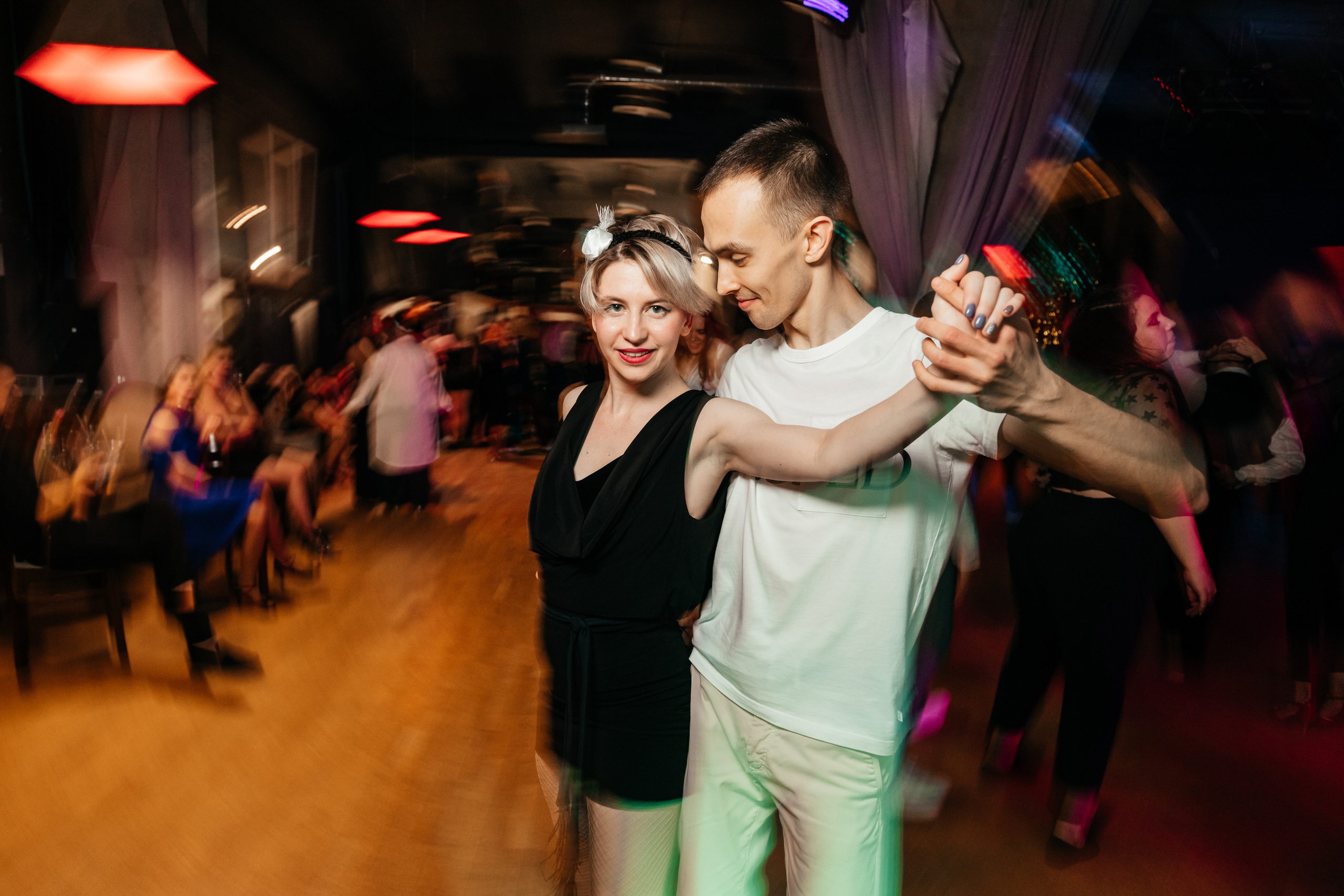 О ТАНЦАХ. Свадебный и семейный фотограф в Москве Анастасия Карасева