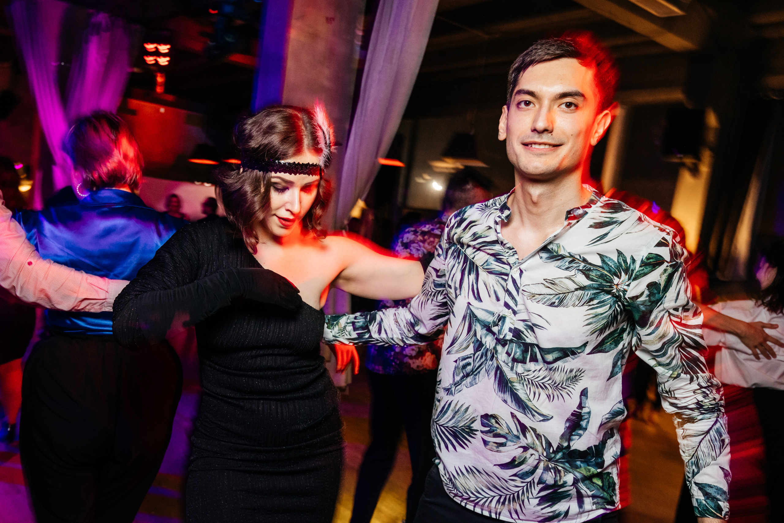 О ТАНЦАХ. Свадебный и семейный фотограф в Москве Анастасия Карасева