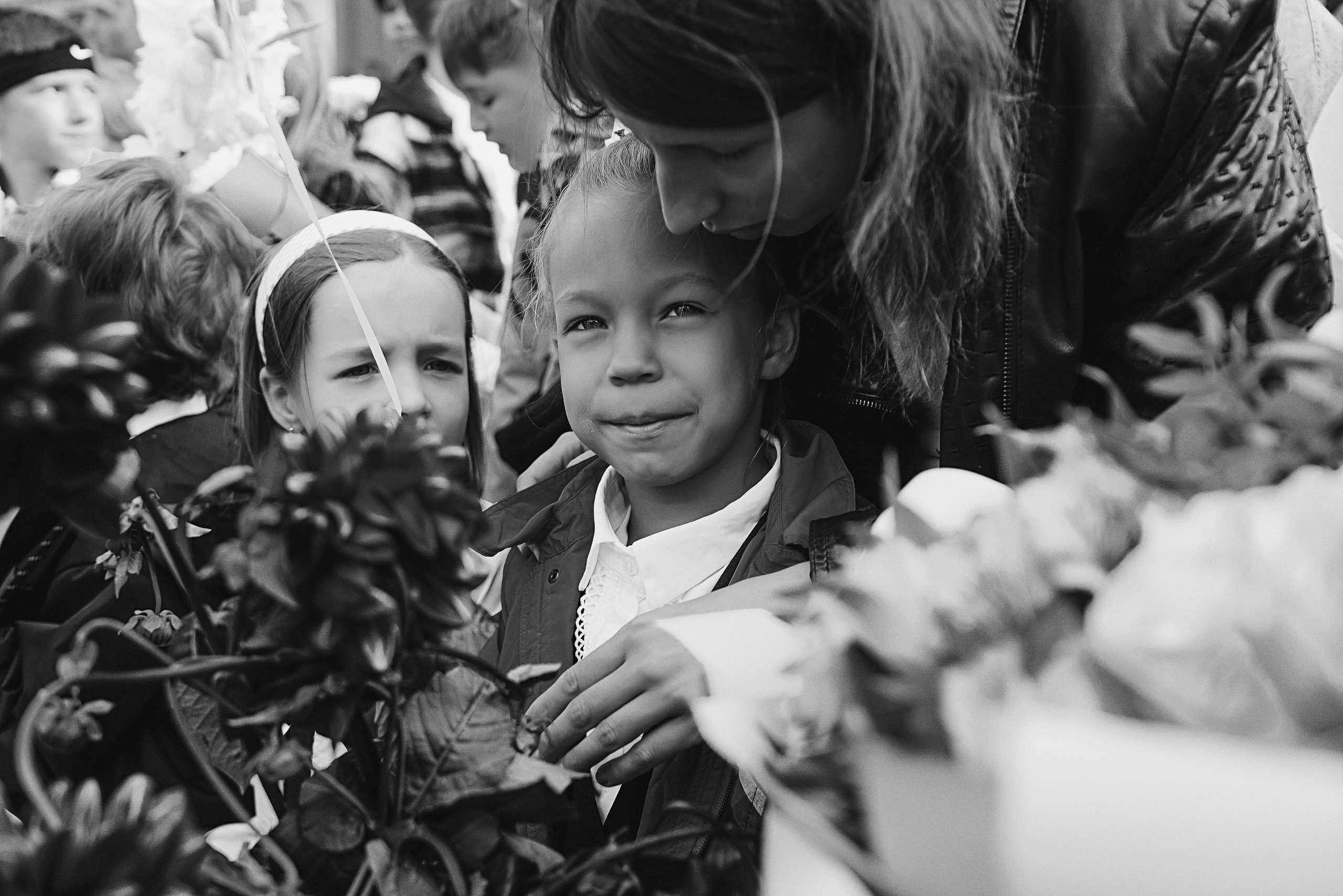 1 сентября линейка+кл час+портреты. Семейный фотограф Тюмень, фотограф на роды Салмина Мария