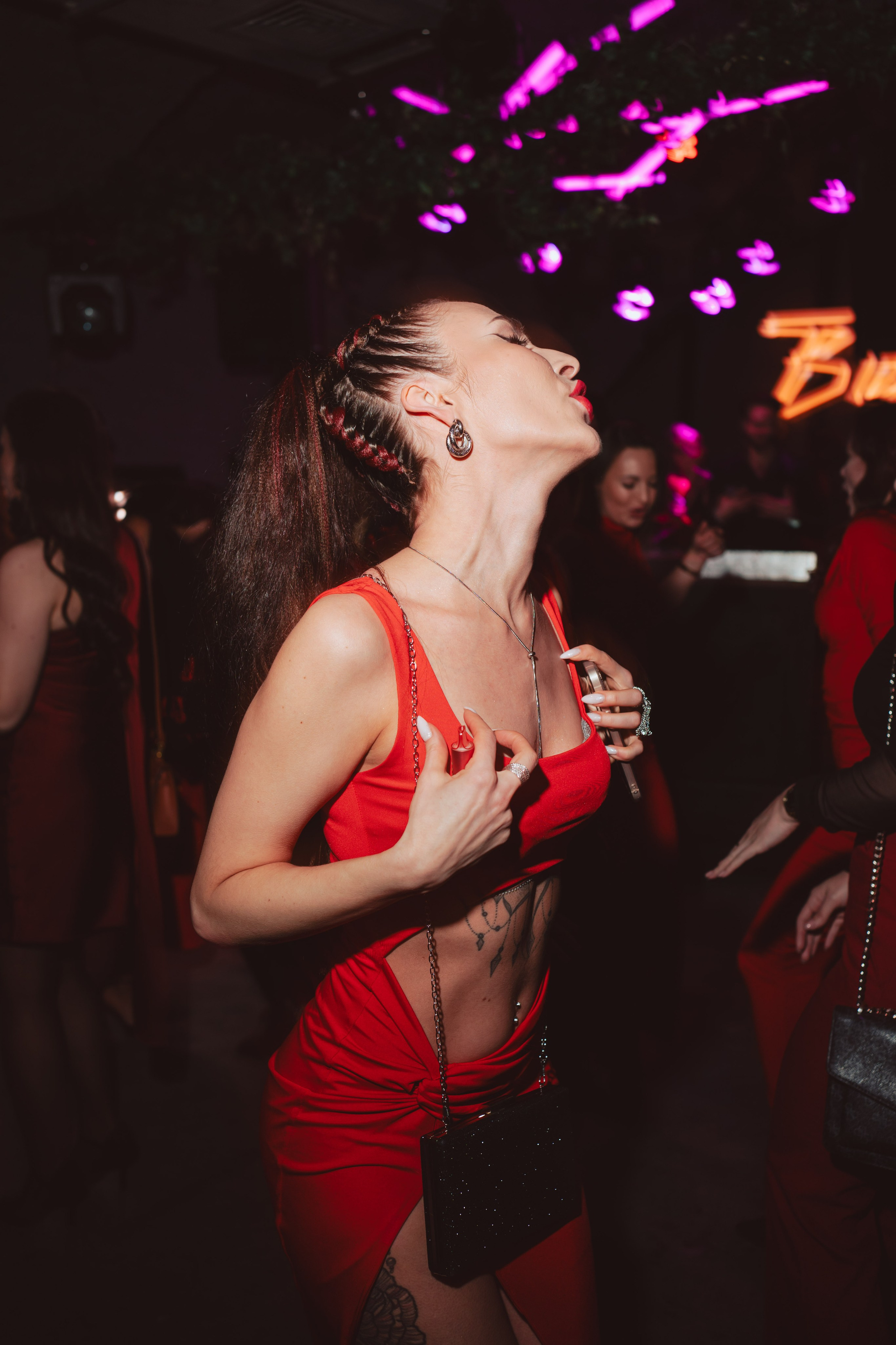 SO STRIP // Woman's moment. Репортажный фотограф в Казани Виктория Трунова