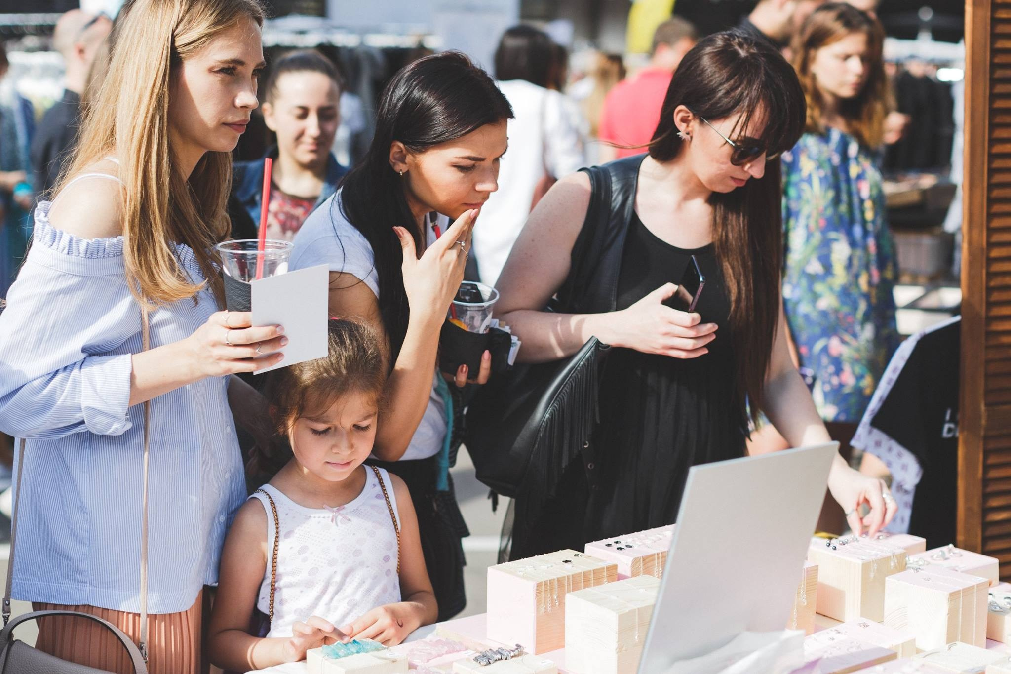6 августа 2017 / Стрелка / Часть 1 / фотографии Иван Гущин. Фотоотчеты «Ламбада-маркета»