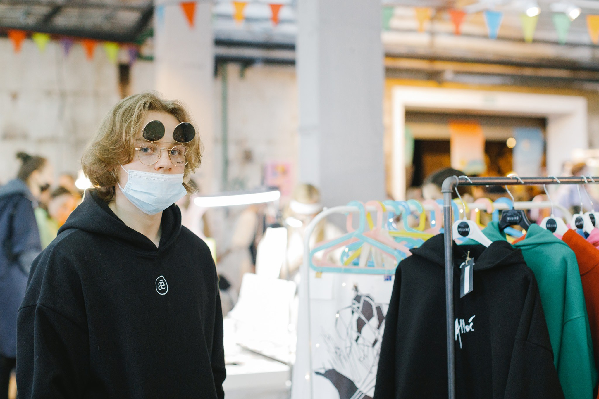 10–11 апреля 2021 на Трёхгорной мануфактуре / фото Иван Гущин. Фотоотчеты «Ламбада-маркета»