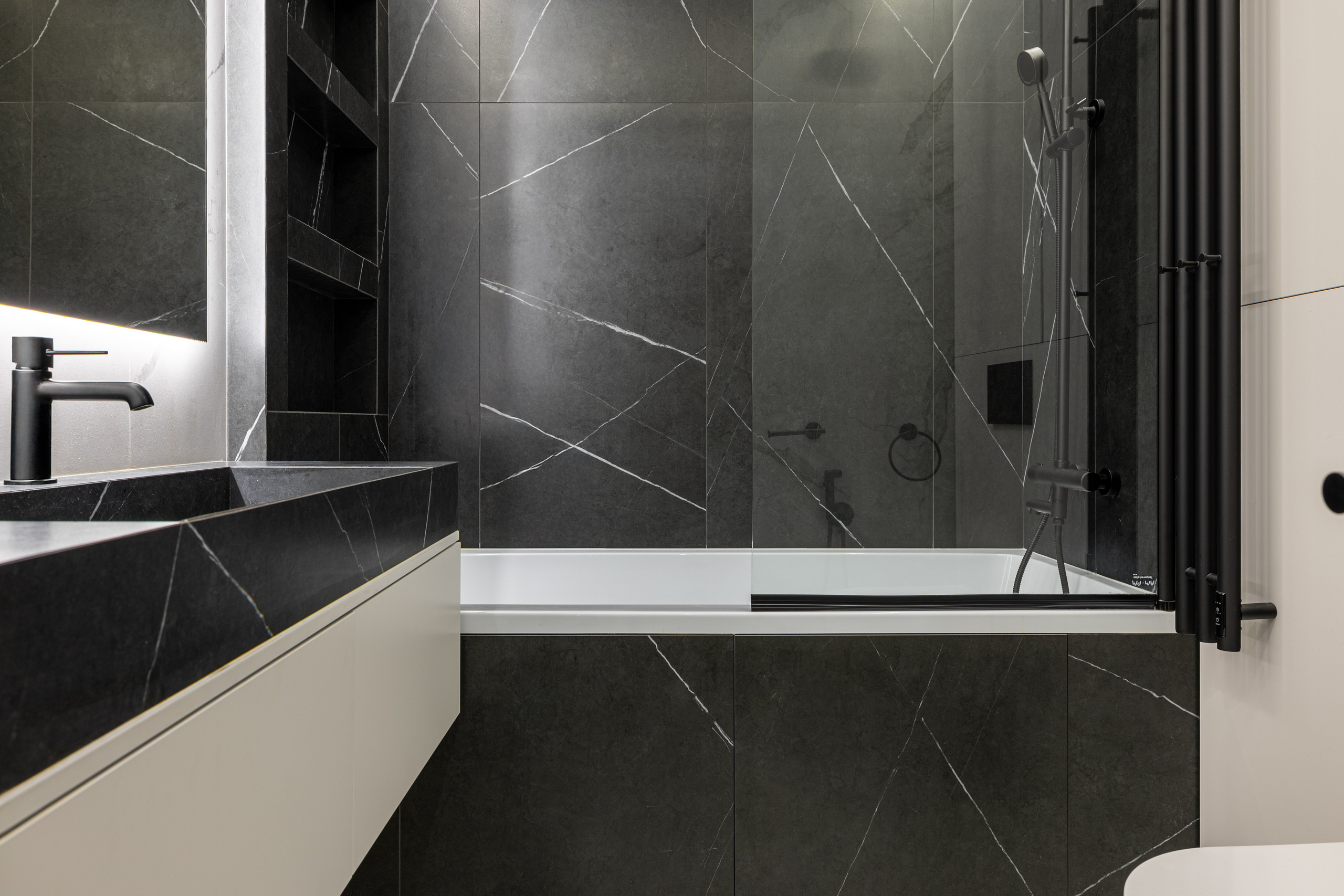 Дизайнерская семейная квартира с панорамными окнами. Veselinskiy| Интерьерный фотограф | Москва