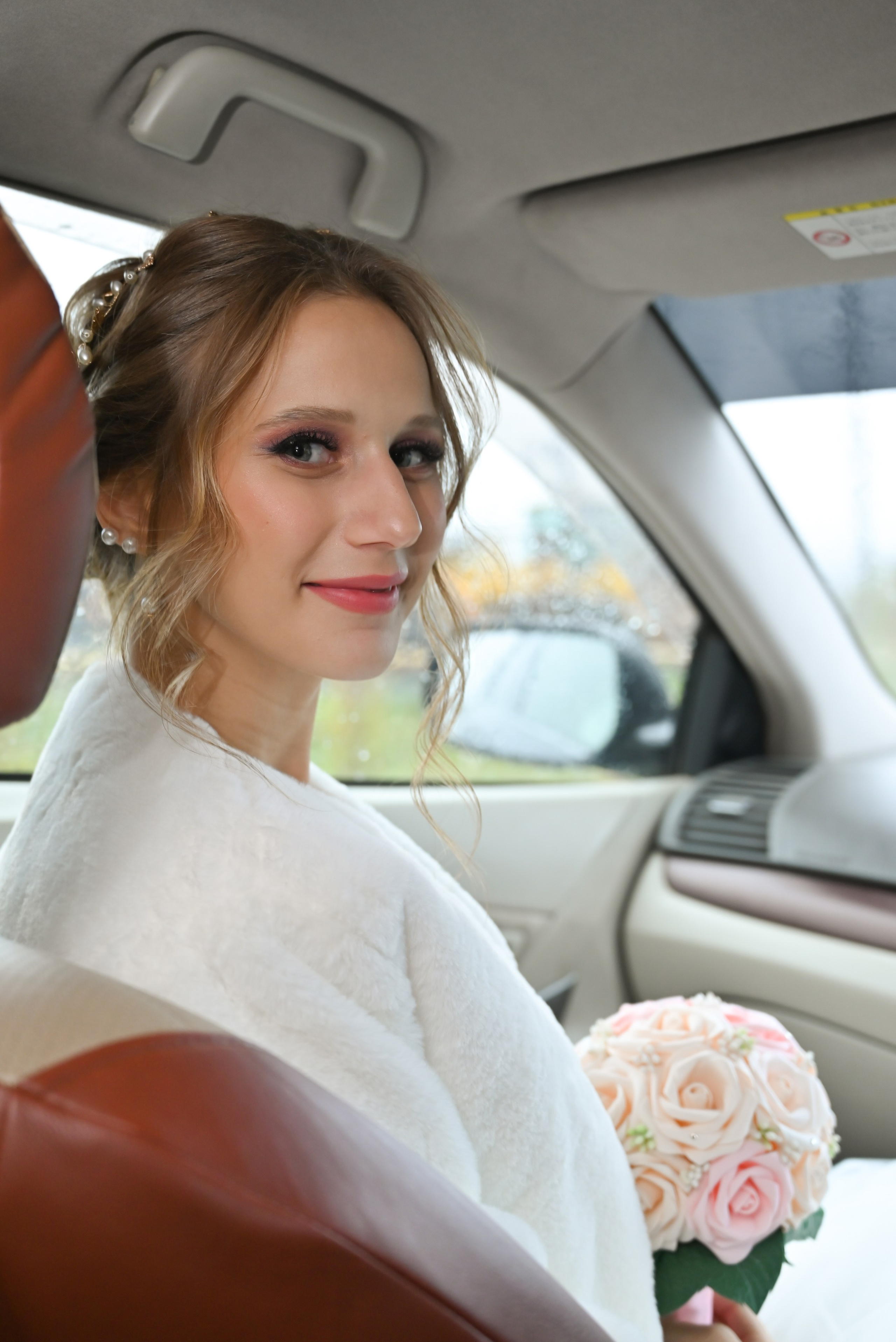 Свадьба Натальи и Ярослава (Регистрация брака + прогулка). Свадебный и семейный фотограф в Хабаровске Оксана Новикова